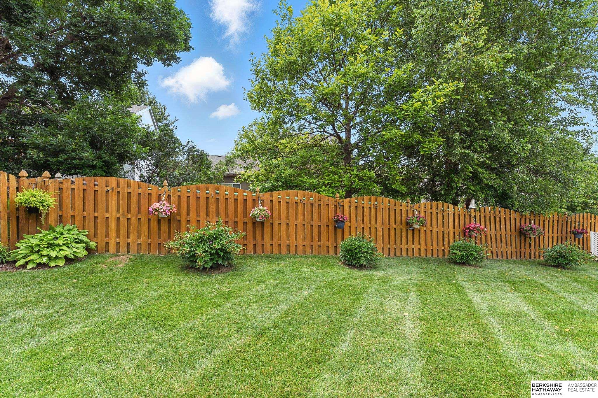 Omaha, Nebraska 68116, United States, 4 Bedrooms Bedrooms, ,3 BathroomsBathrooms,Residential,Pending,155159