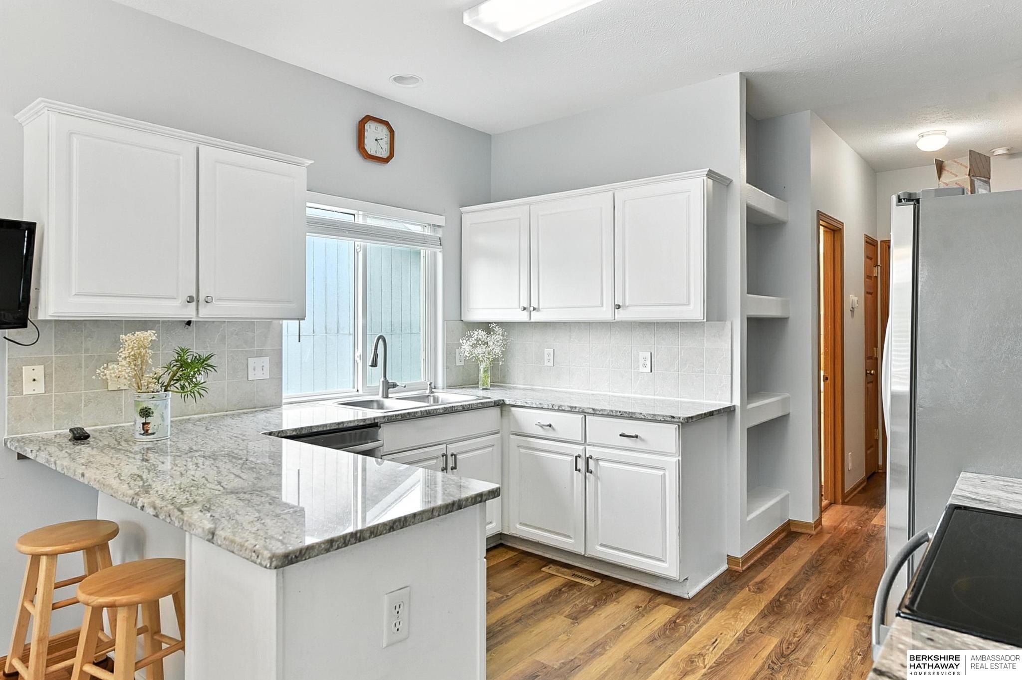 Omaha, Nebraska 68116, United States, 4 Bedrooms Bedrooms, ,3 BathroomsBathrooms,Residential,Pending,155159