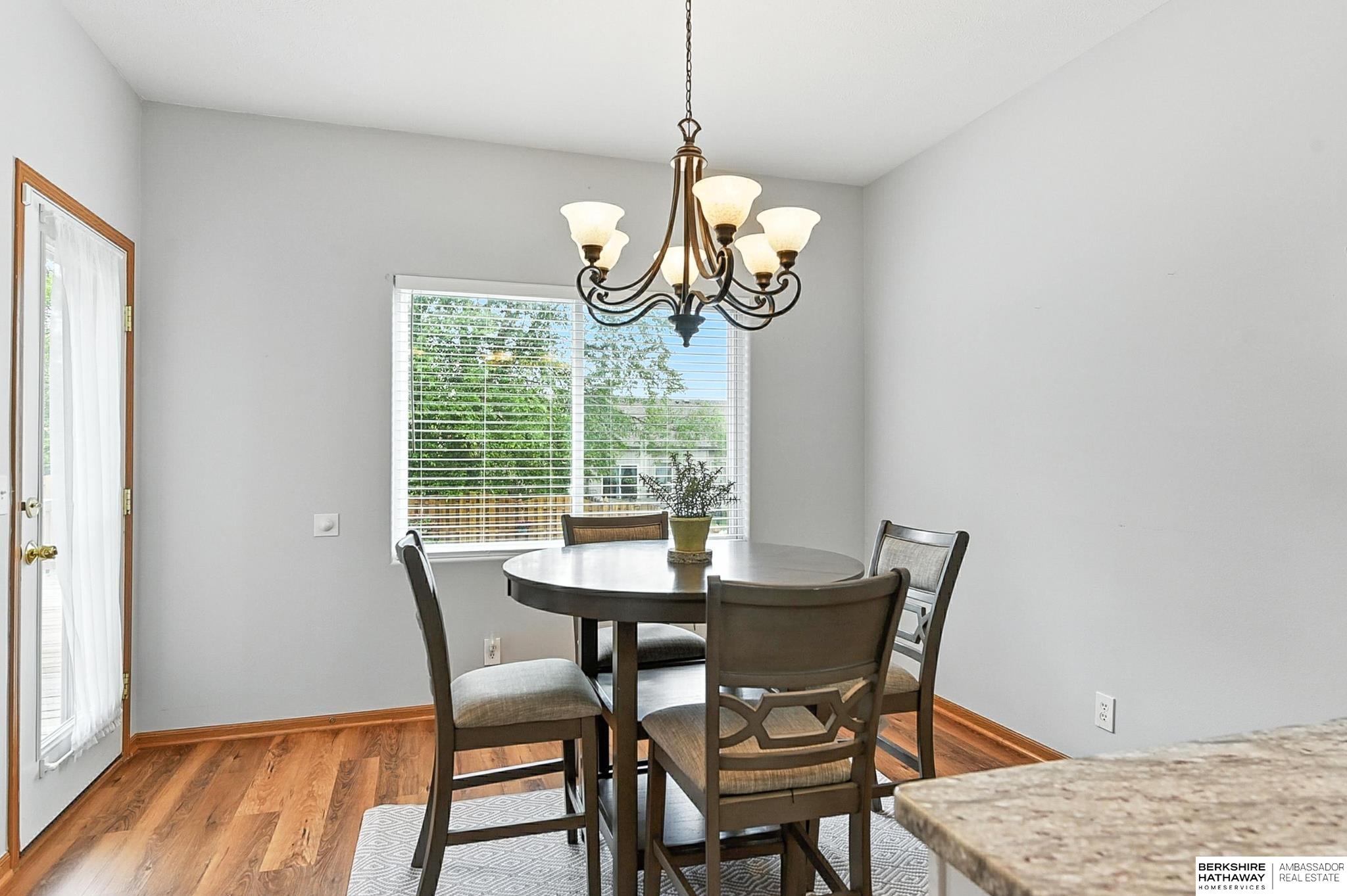 Omaha, Nebraska 68116, United States, 4 Bedrooms Bedrooms, ,3 BathroomsBathrooms,Residential,Pending,155159