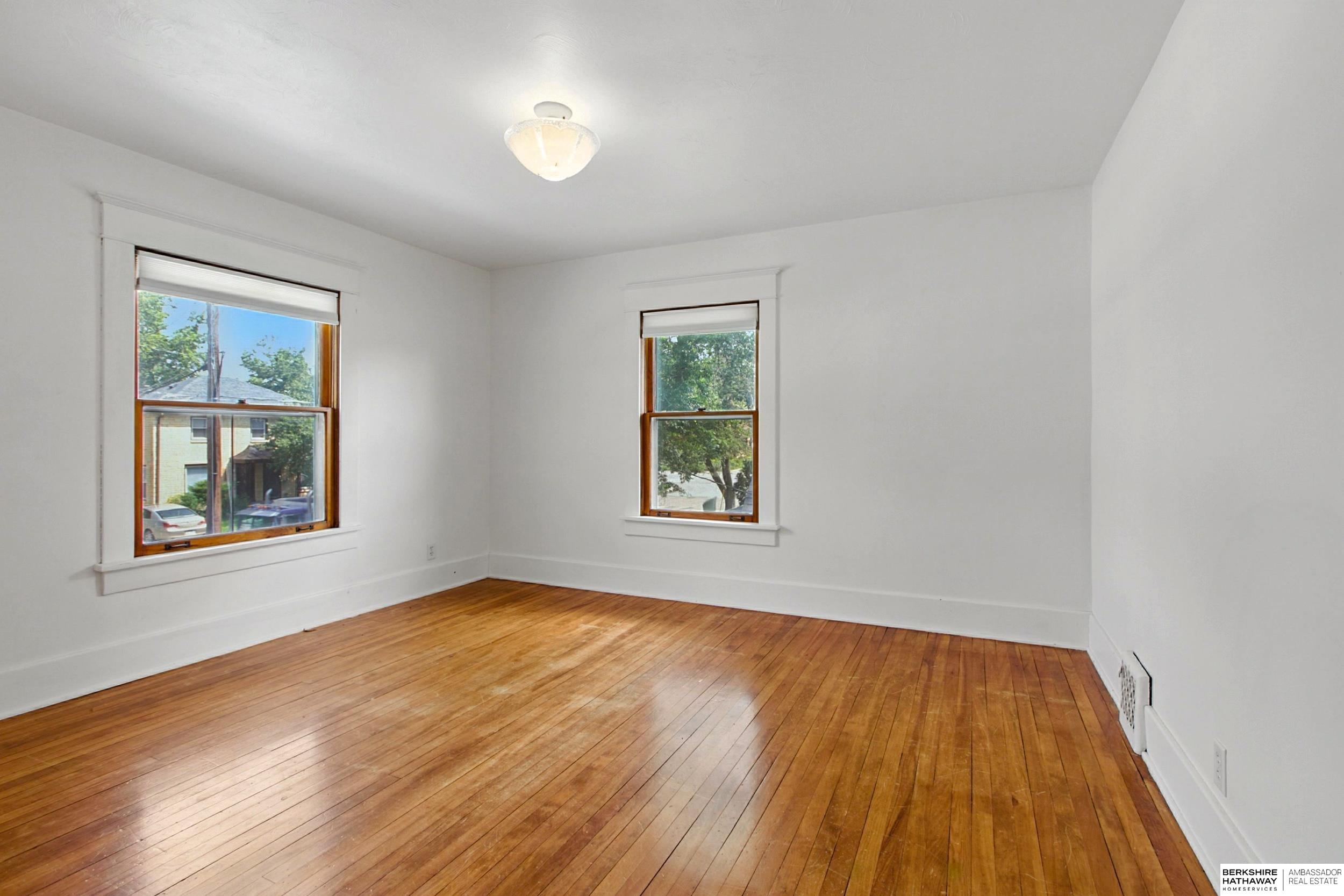 Lincoln, Nebraska 68502, United States, 3 Bedrooms Bedrooms, ,2 BathroomsBathrooms,Residential,Active,186707