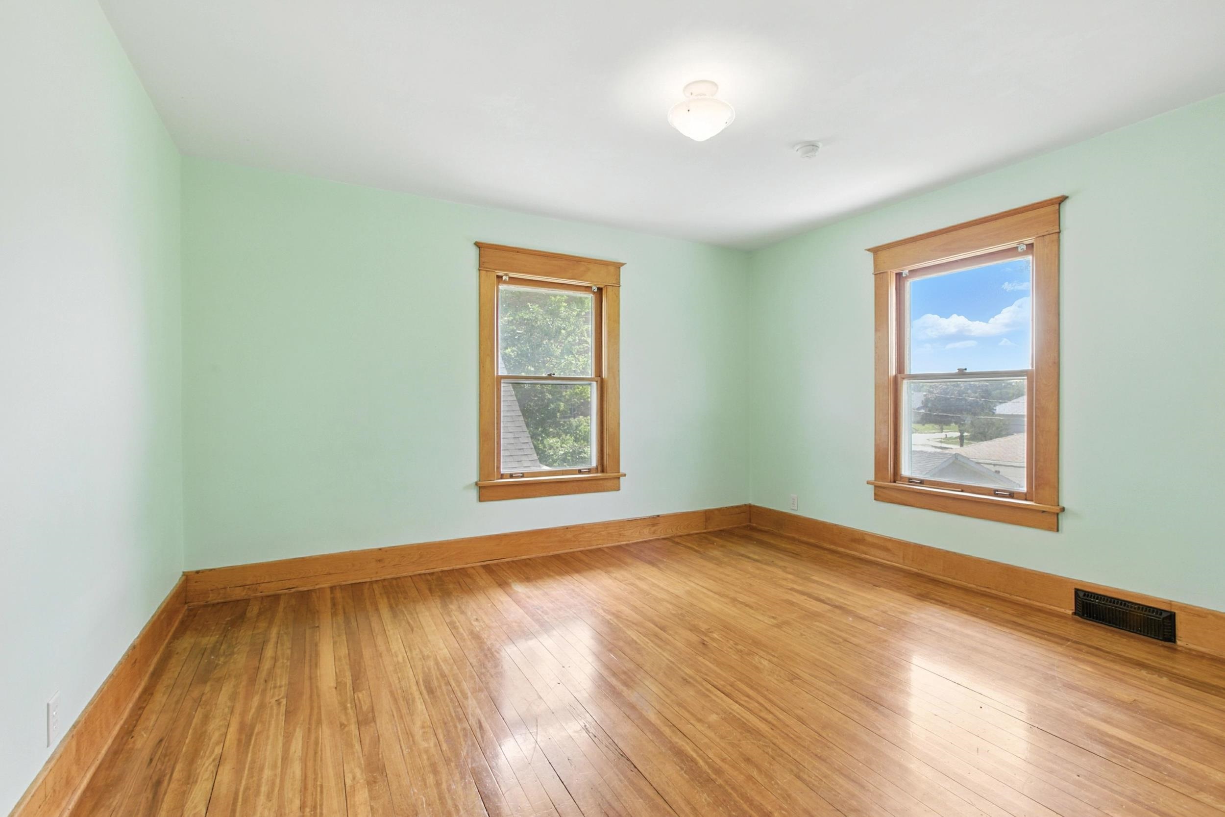 Lincoln, Nebraska 68502, United States, 3 Bedrooms Bedrooms, ,2 BathroomsBathrooms,Residential,Active,186707