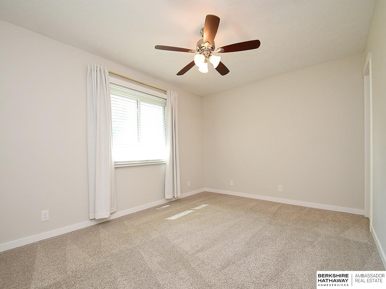 Omaha, Nebraska 68137, United States, 3 Bedrooms Bedrooms, ,2 BathroomsBathrooms,Residential,Active,160859