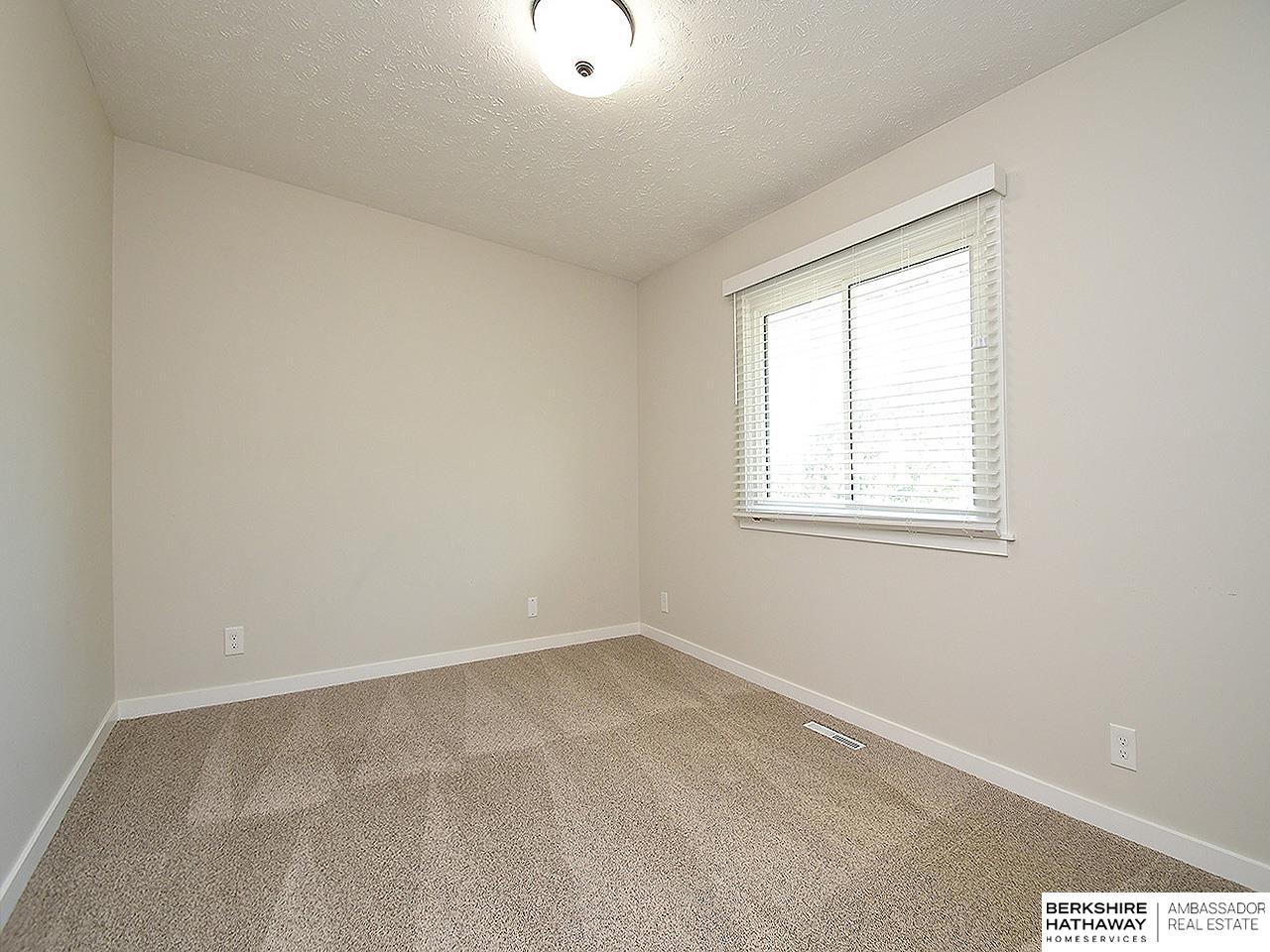 Omaha, Nebraska 68137, United States, 3 Bedrooms Bedrooms, ,2 BathroomsBathrooms,Residential,Active,160859