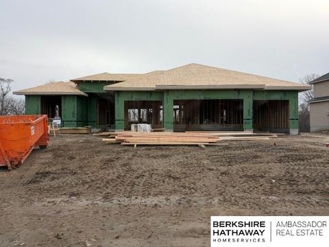 Photo of 18505 Acorn Drive, Gretna, NE 68028 (MLS # 22601823)