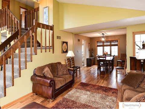 Photo of 539 W Keating Circle, Lincoln, NE 68521 (MLS # 22615940)