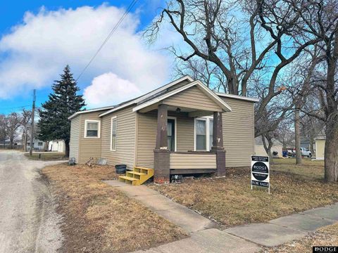 Photo of 1140 E 12th Street, Fremont, NE 68025 (MLS # 22601836)