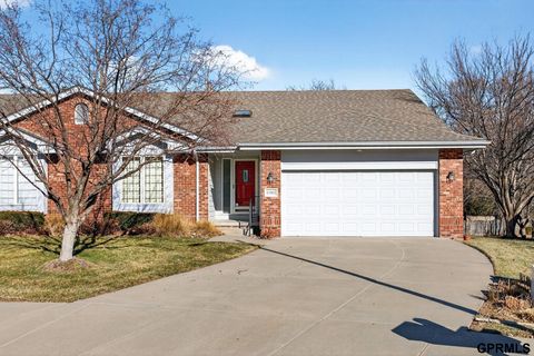 Photo of 13302 Hillsborough Drive, Omaha, NE 68164 (MLS # 22600368)