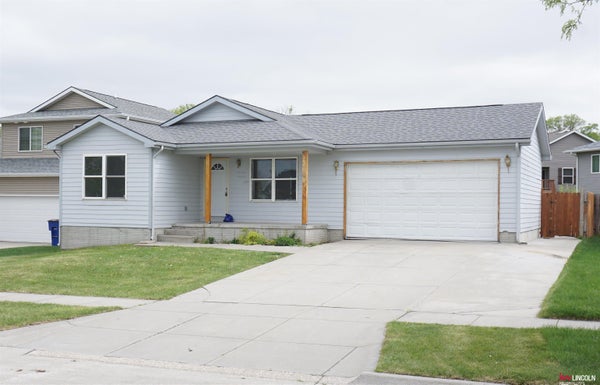 4129 W THATCHER LN, LINCOLN, NE 68528 - Image 244efde2c31d6d1bc17c357b42ed70bf/641765738