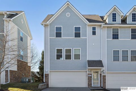 Photo of 6810 S 182nd Court, Omaha, NE 68135 (MLS # 22600729)