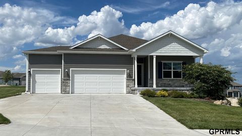 Photo of 6211 Harvest Drive, Papillion, NE 68157 (MLS # 22527522)