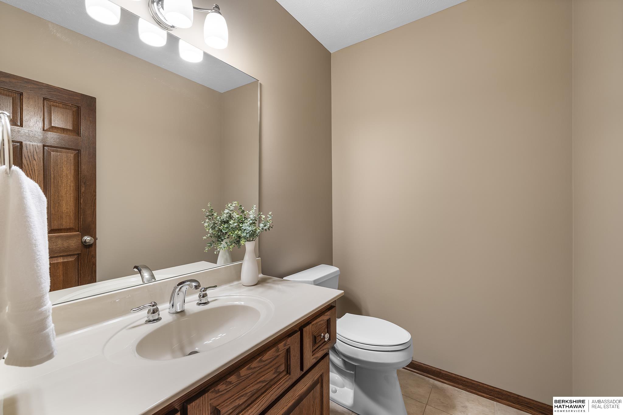 Omaha, Nebraska 68130, United States, 3 Bedrooms Bedrooms, ,3 BathroomsBathrooms,Residential,Active,126225