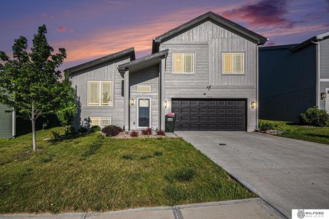 Photo of 7914 N 113th Avenue, Omaha, NE 68142 (MLS # 22600344)