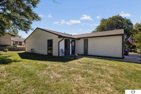 Photo of 5908 Wolff Lane, Lincoln, NE 68521 (MLS # 22626310)