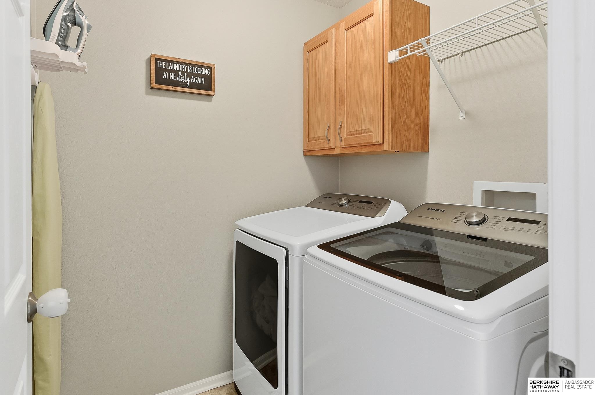 Omaha, Nebraska 68135, United States, 3 Bedrooms Bedrooms, ,3 BathroomsBathrooms,Residential,Active,233354