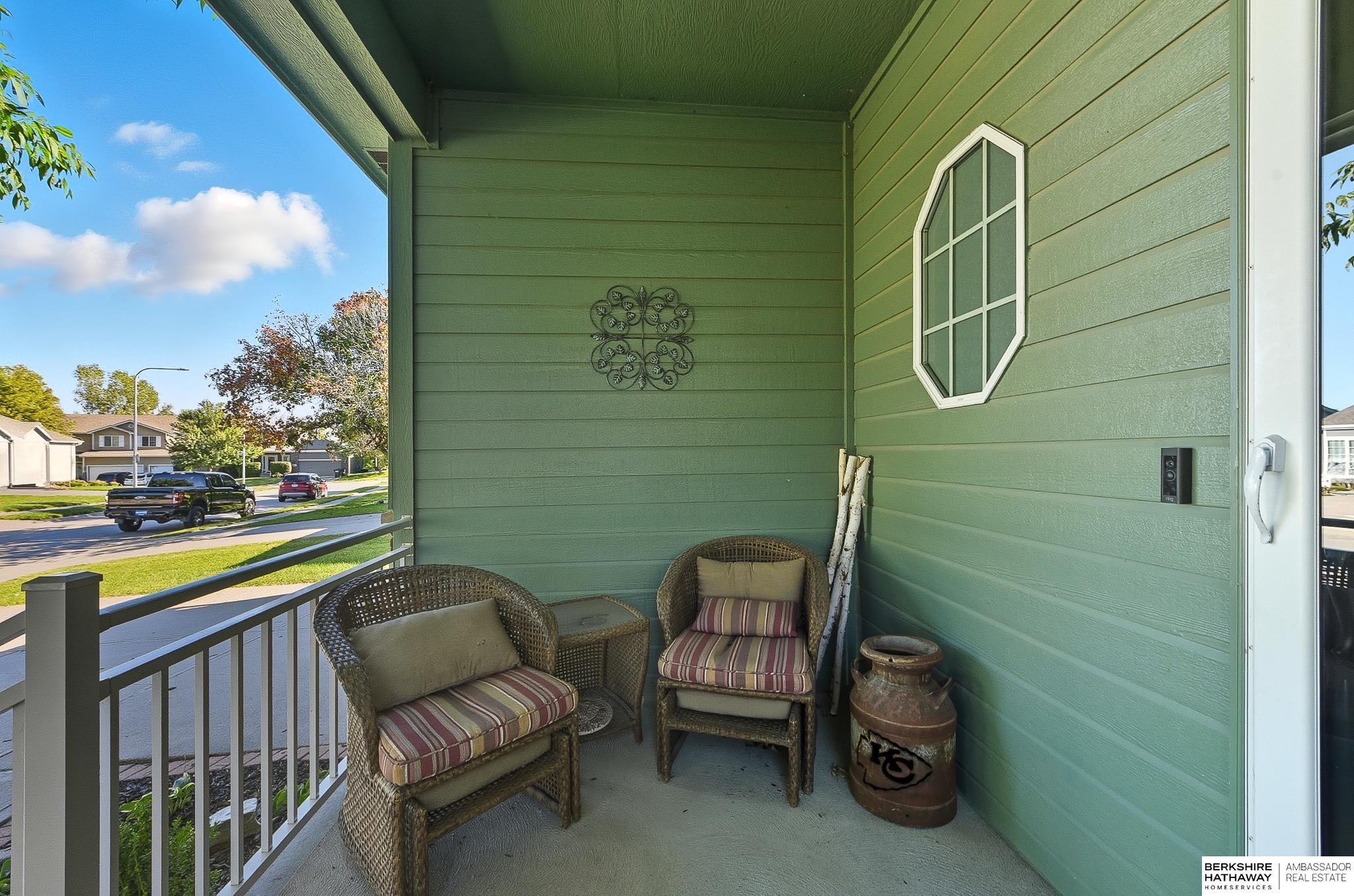 Omaha, Nebraska 68135, United States, 3 Bedrooms Bedrooms, ,3 BathroomsBathrooms,Residential,Active,233354