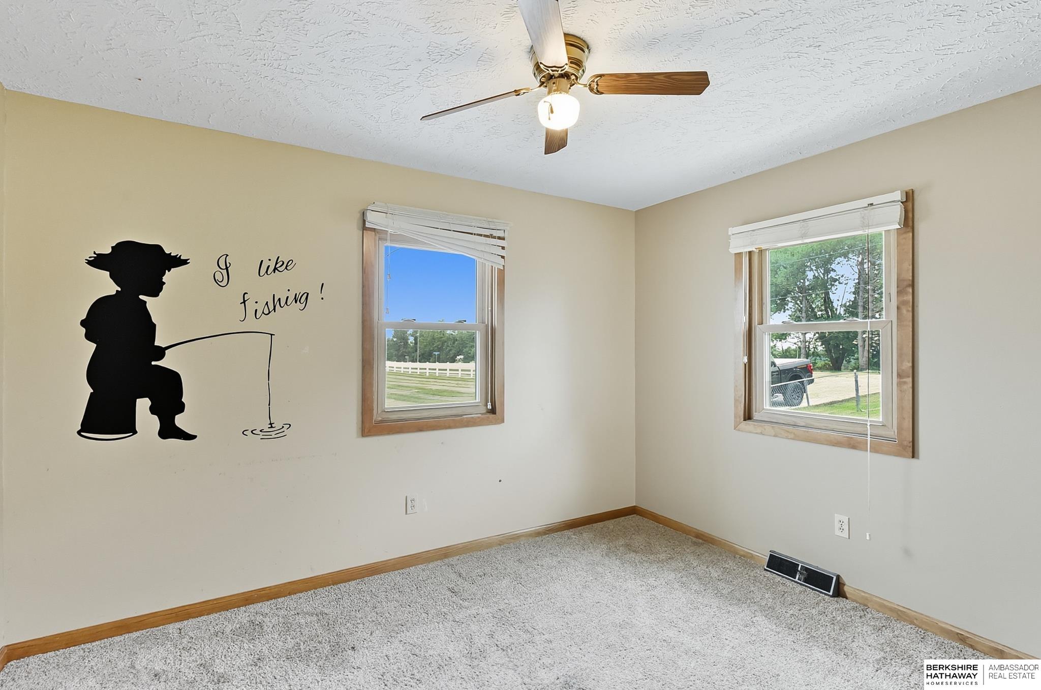 Arlington, Nebraska 68002, United States, 5 Bedrooms Bedrooms, ,2 BathroomsBathrooms,Residential,Active,207499