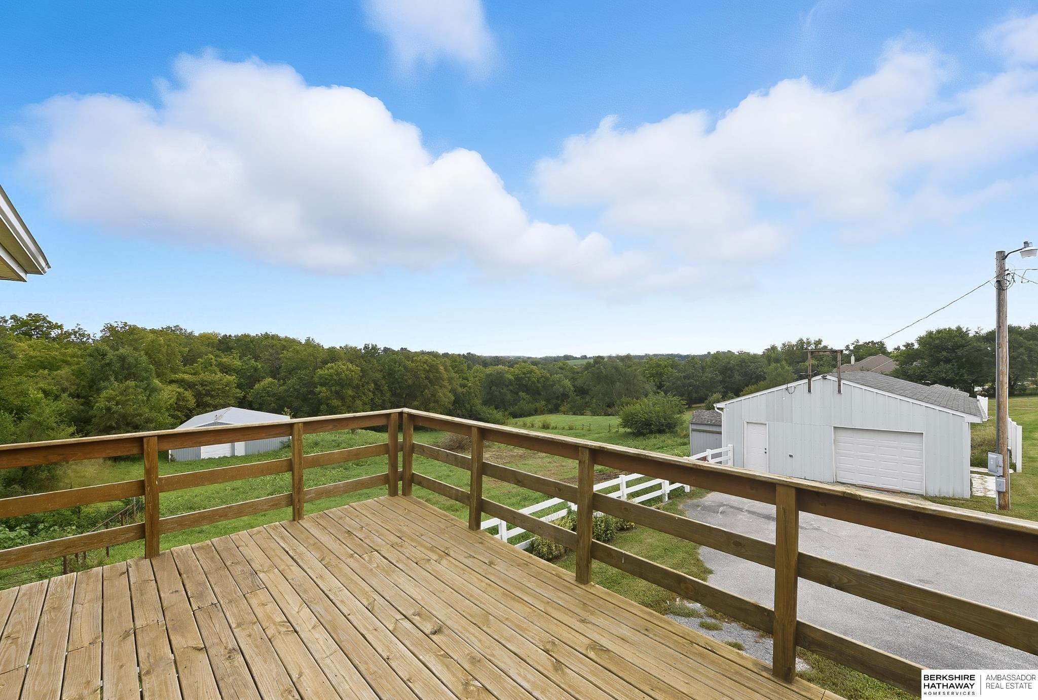 Arlington, Nebraska 68002, United States, 5 Bedrooms Bedrooms, ,2 BathroomsBathrooms,Residential,Active,207499