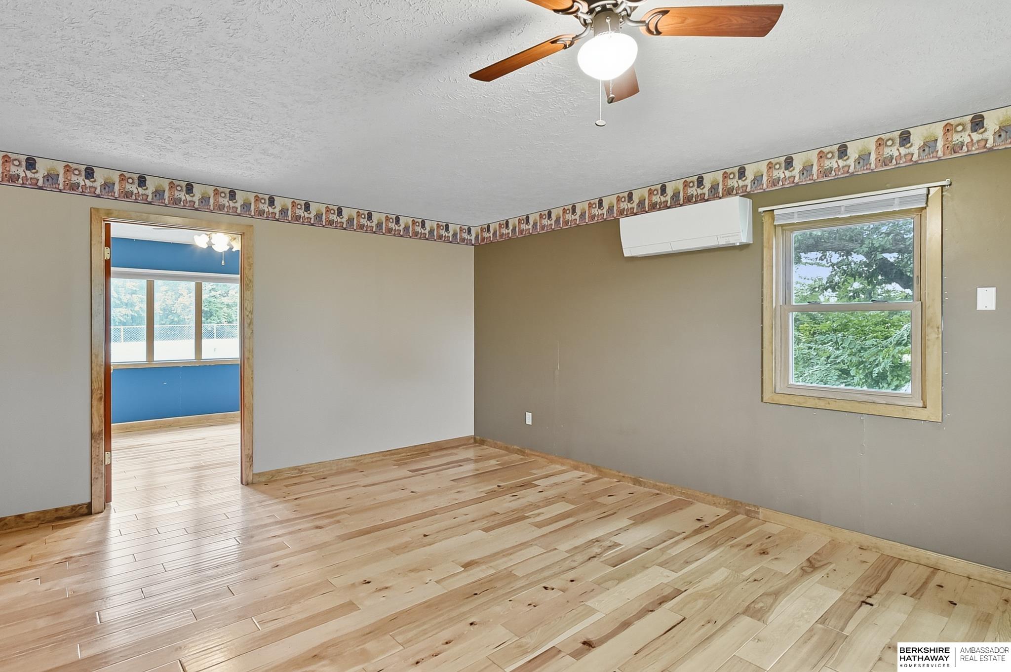 Arlington, Nebraska 68002, United States, 5 Bedrooms Bedrooms, ,2 BathroomsBathrooms,Residential,Active,207499