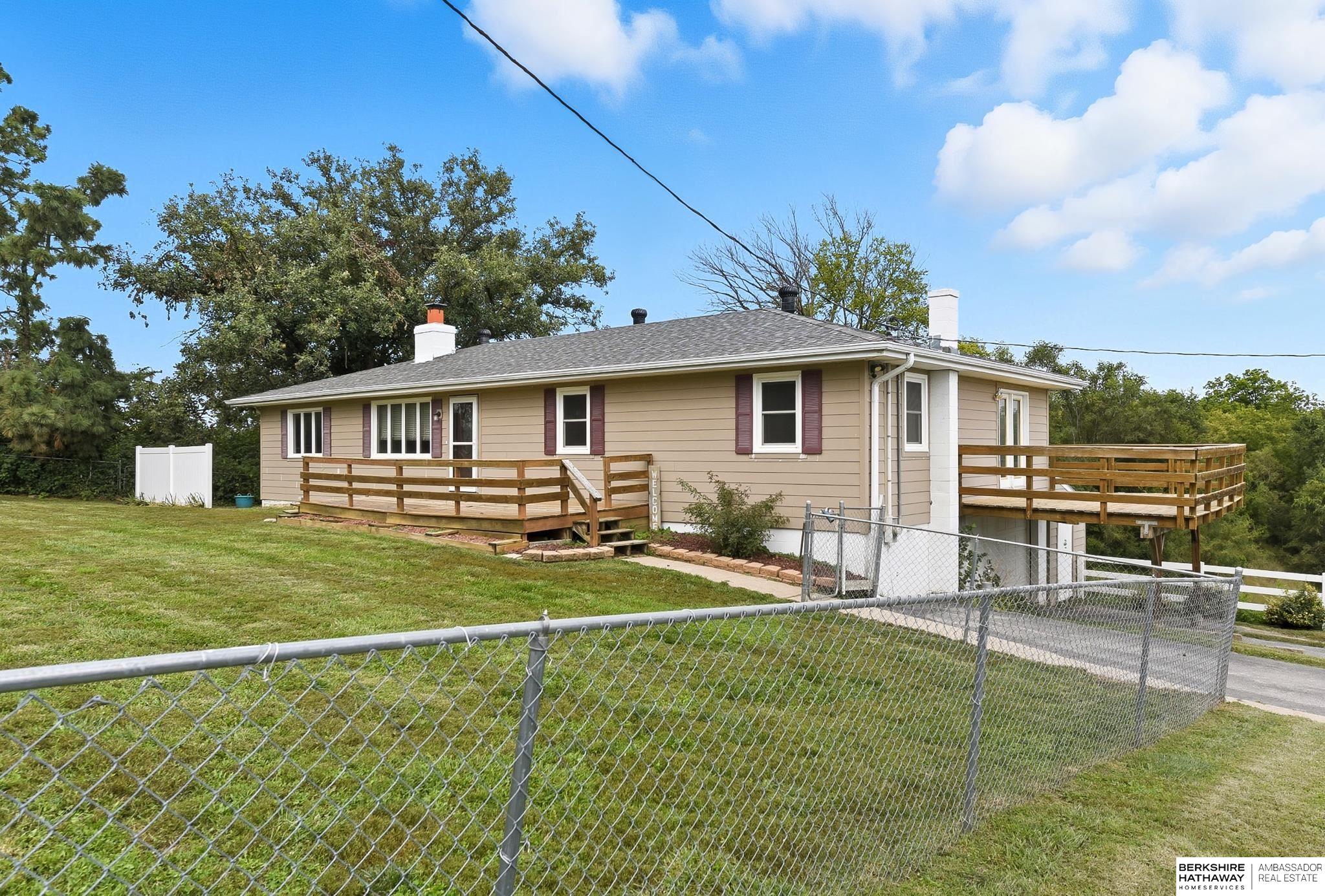 Arlington, Nebraska 68002, United States, 5 Bedrooms Bedrooms, ,2 BathroomsBathrooms,Residential,Active,207499