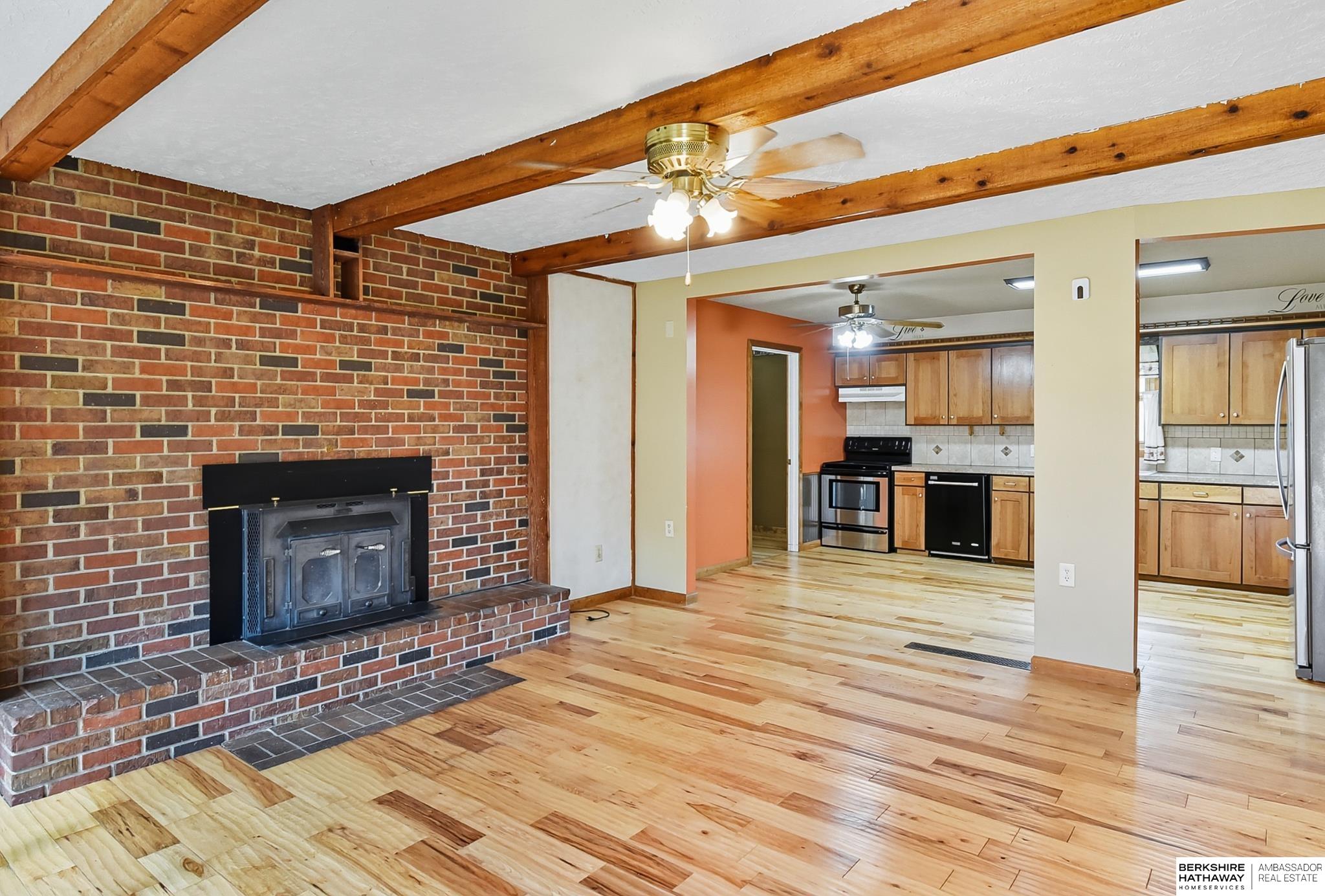 Arlington, Nebraska 68002, United States, 5 Bedrooms Bedrooms, ,2 BathroomsBathrooms,Residential,Active,207499