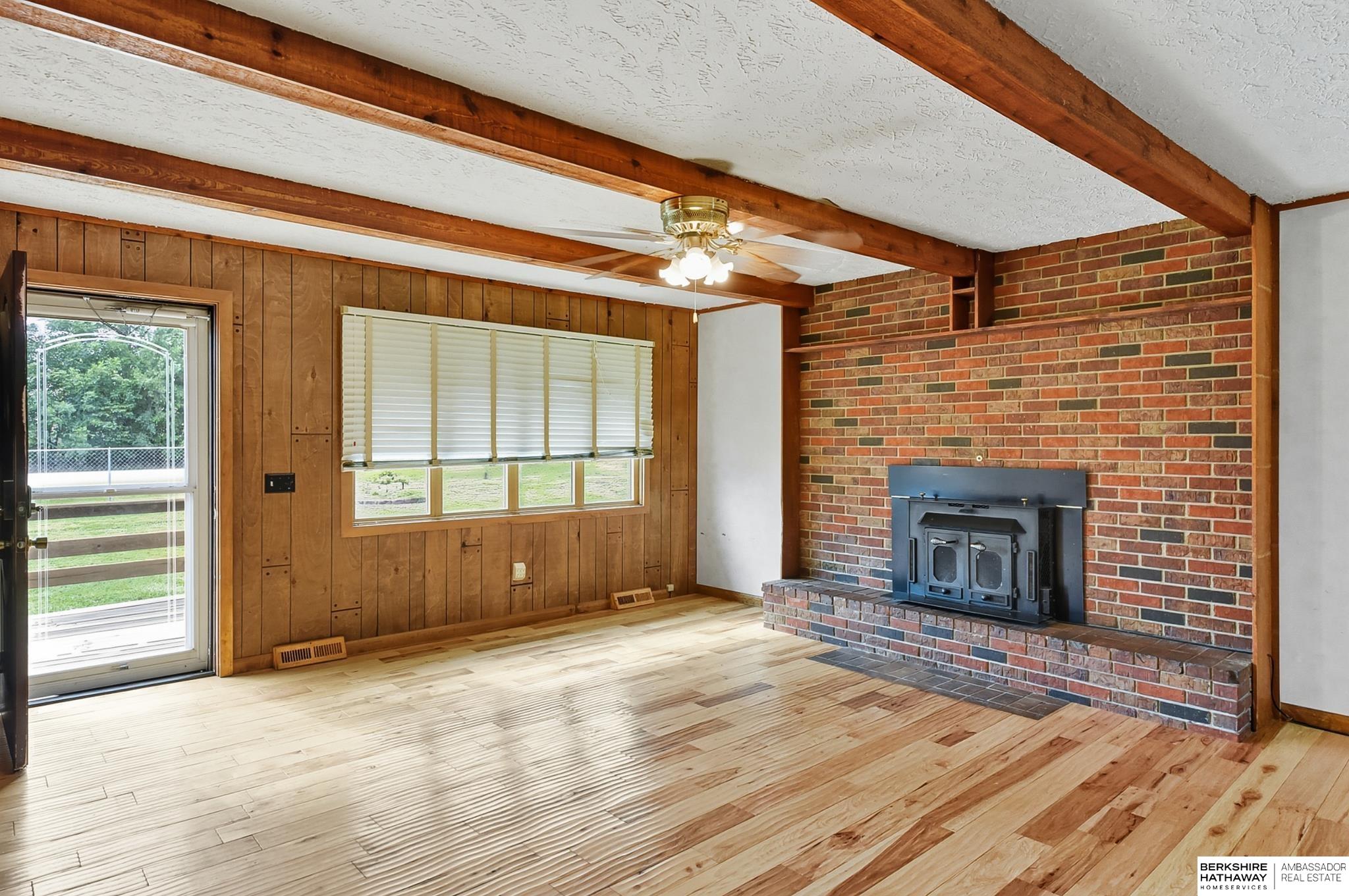 Arlington, Nebraska 68002, United States, 5 Bedrooms Bedrooms, ,2 BathroomsBathrooms,Residential,Active,207499