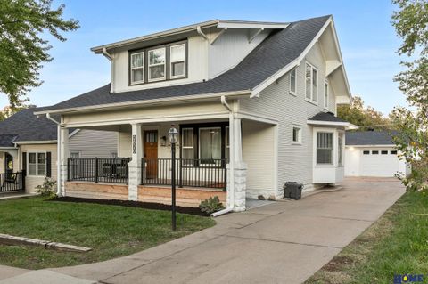 Photo of 2626 S 15th Street, Lincoln, NE 68502 (MLS # 22535387)