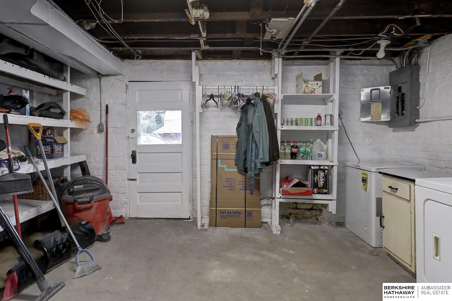 Omaha, Nebraska 68104, United States, 3 Bedrooms Bedrooms, ,1 BathroomBathrooms,Residential,Active,214175