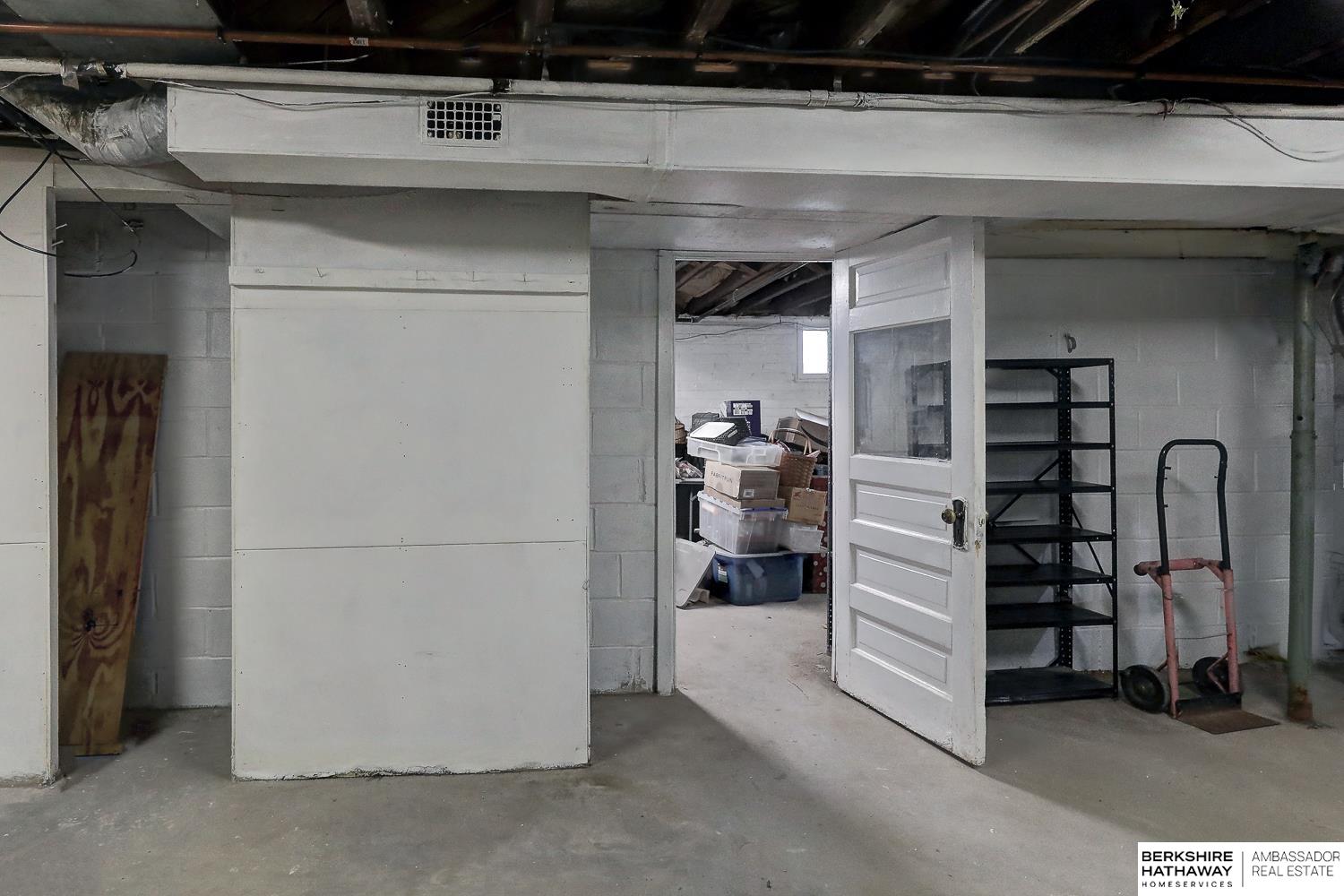 Omaha, Nebraska 68104, United States, 3 Bedrooms Bedrooms, ,1 BathroomBathrooms,Residential,Active,214175