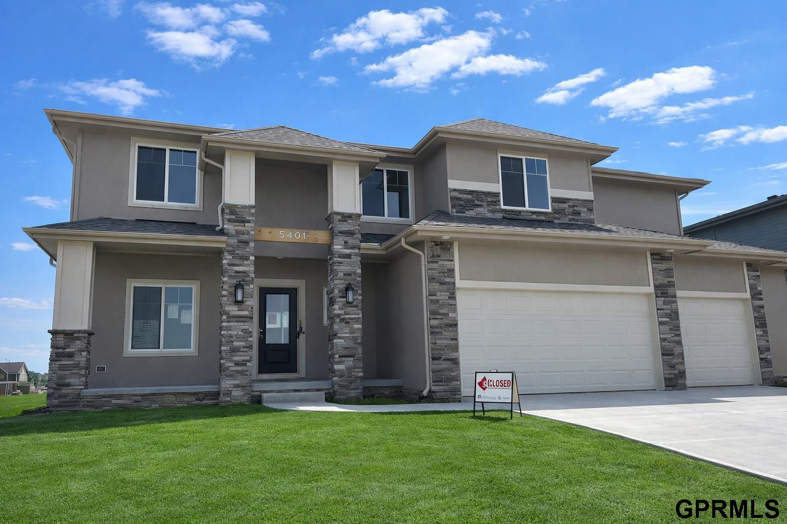 Photo 1 of 22 — 5401 N 191 Street, Elkhorn, NE 68022