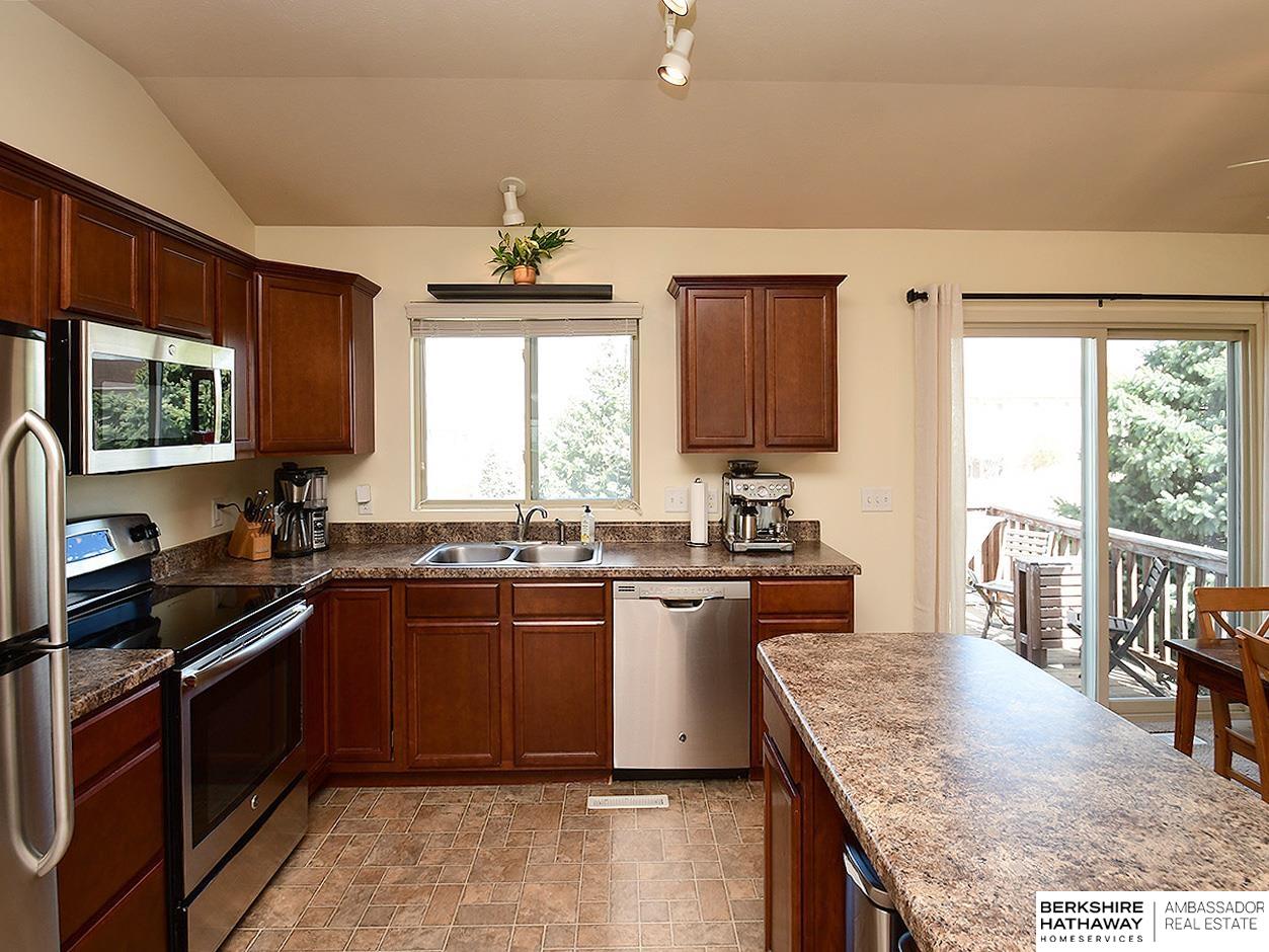 Elkhorn, Nebraska 68022, United States, 3 Bedrooms Bedrooms, ,2 BathroomsBathrooms,Residential,Pending,131220