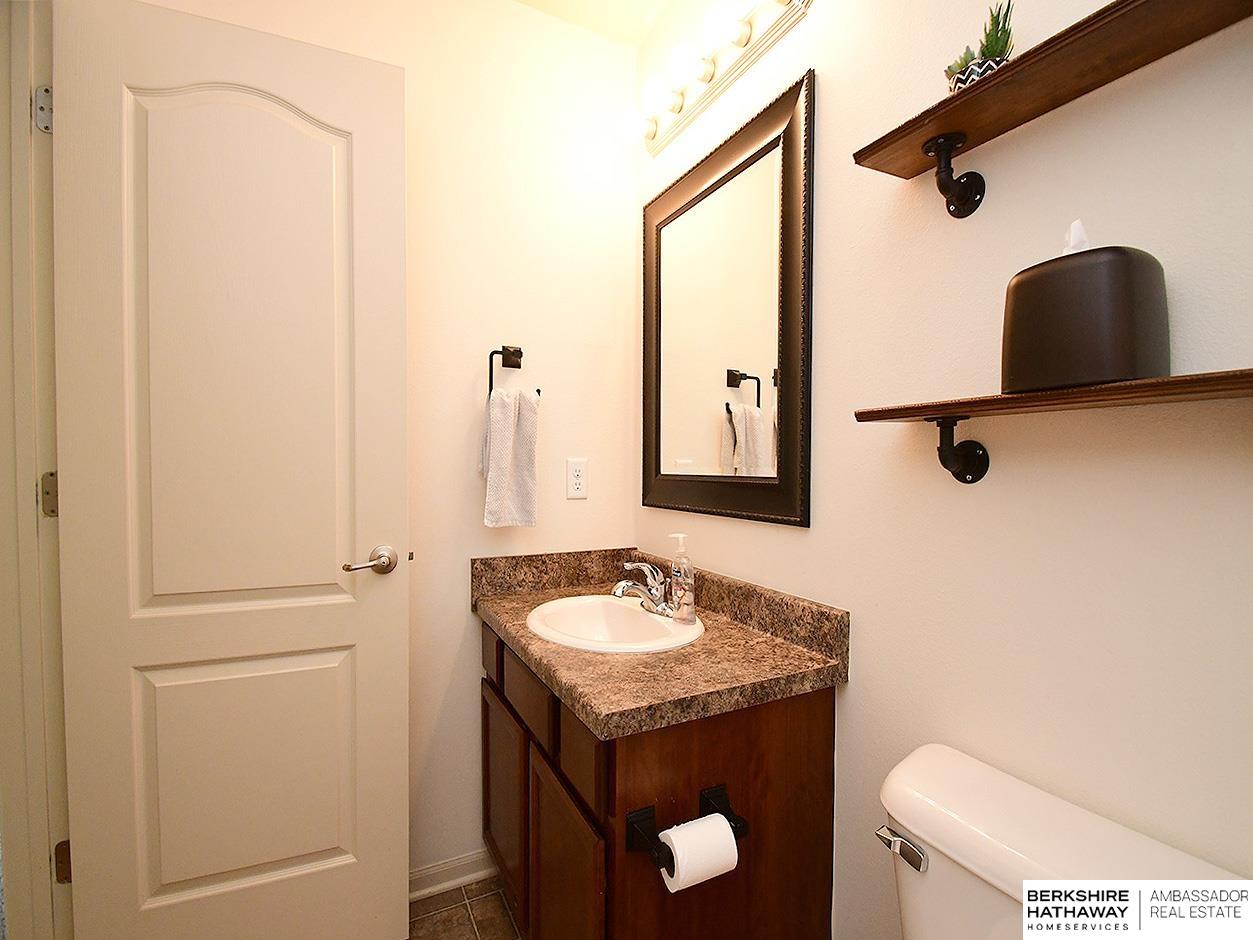 Elkhorn, Nebraska 68022, United States, 3 Bedrooms Bedrooms, ,2 BathroomsBathrooms,Residential,Pending,131220