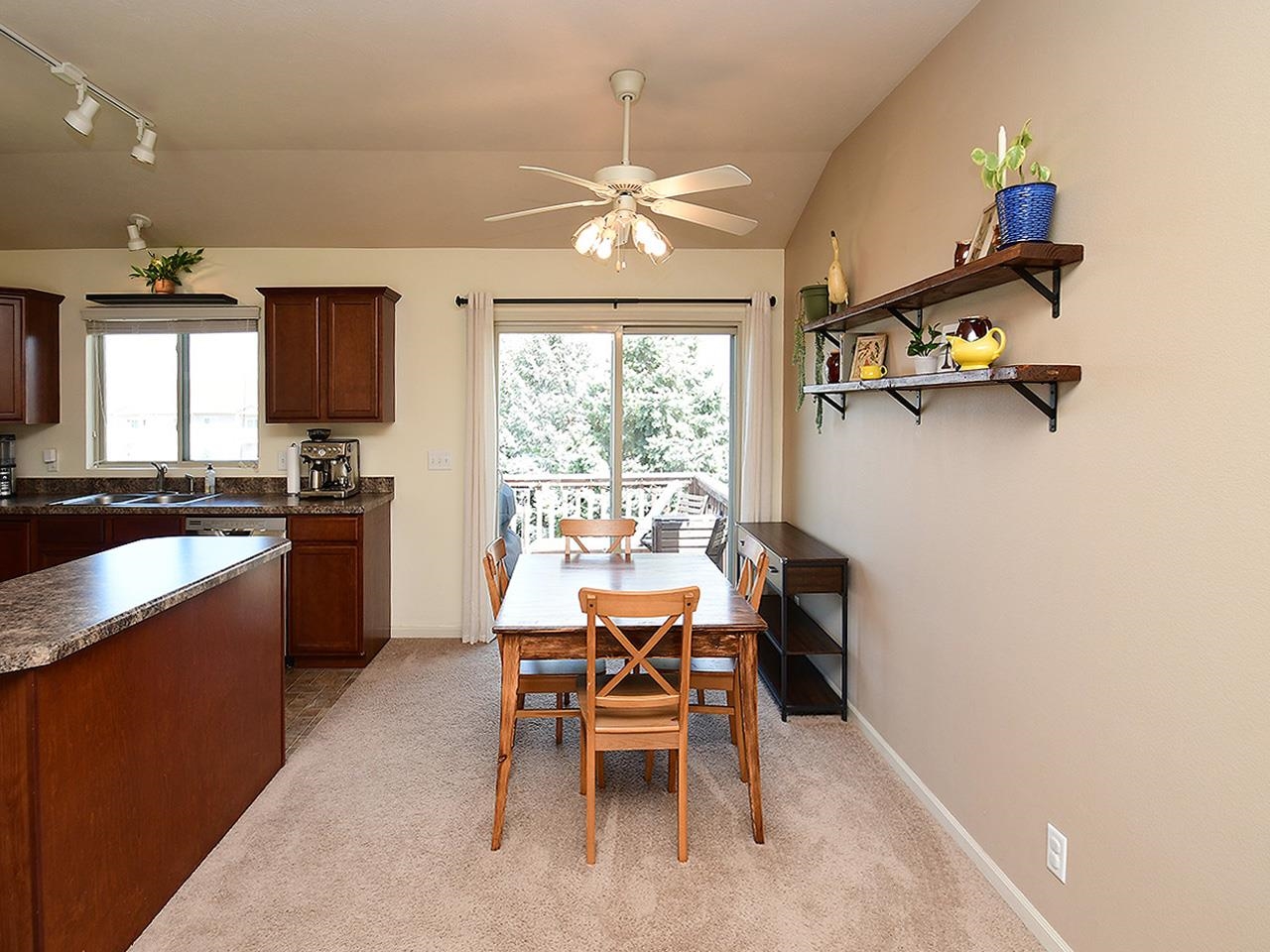 Elkhorn, Nebraska 68022, United States, 3 Bedrooms Bedrooms, ,2 BathroomsBathrooms,Residential,Pending,131220