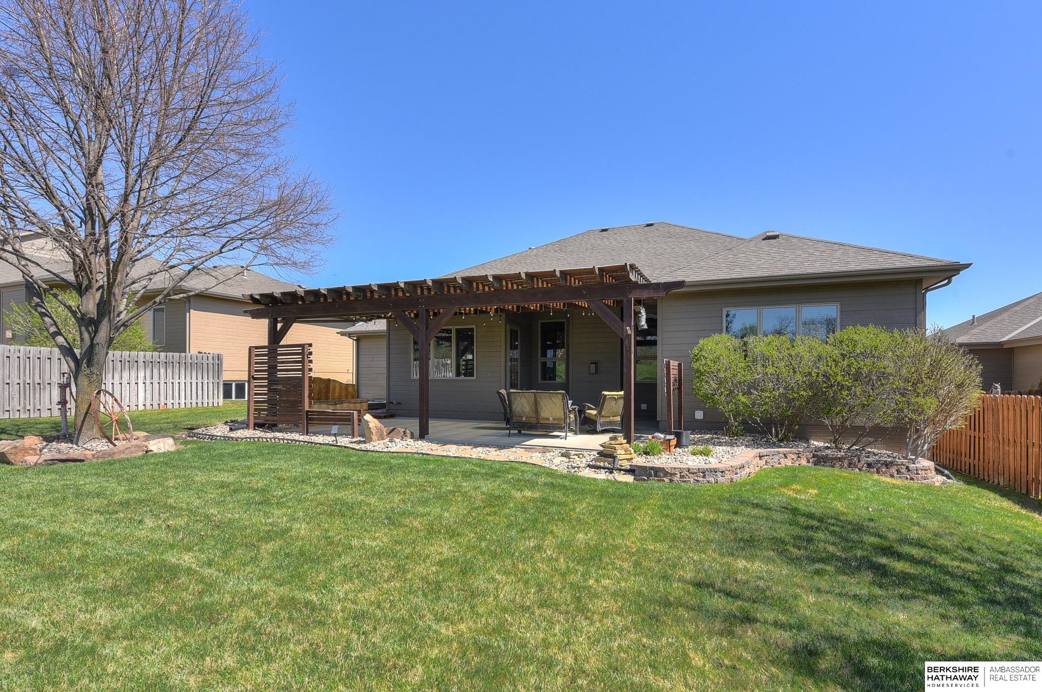 Omaha, Nebraska 68130, United States, 3 Bedrooms Bedrooms, ,3 BathroomsBathrooms,Residential,Active,111590