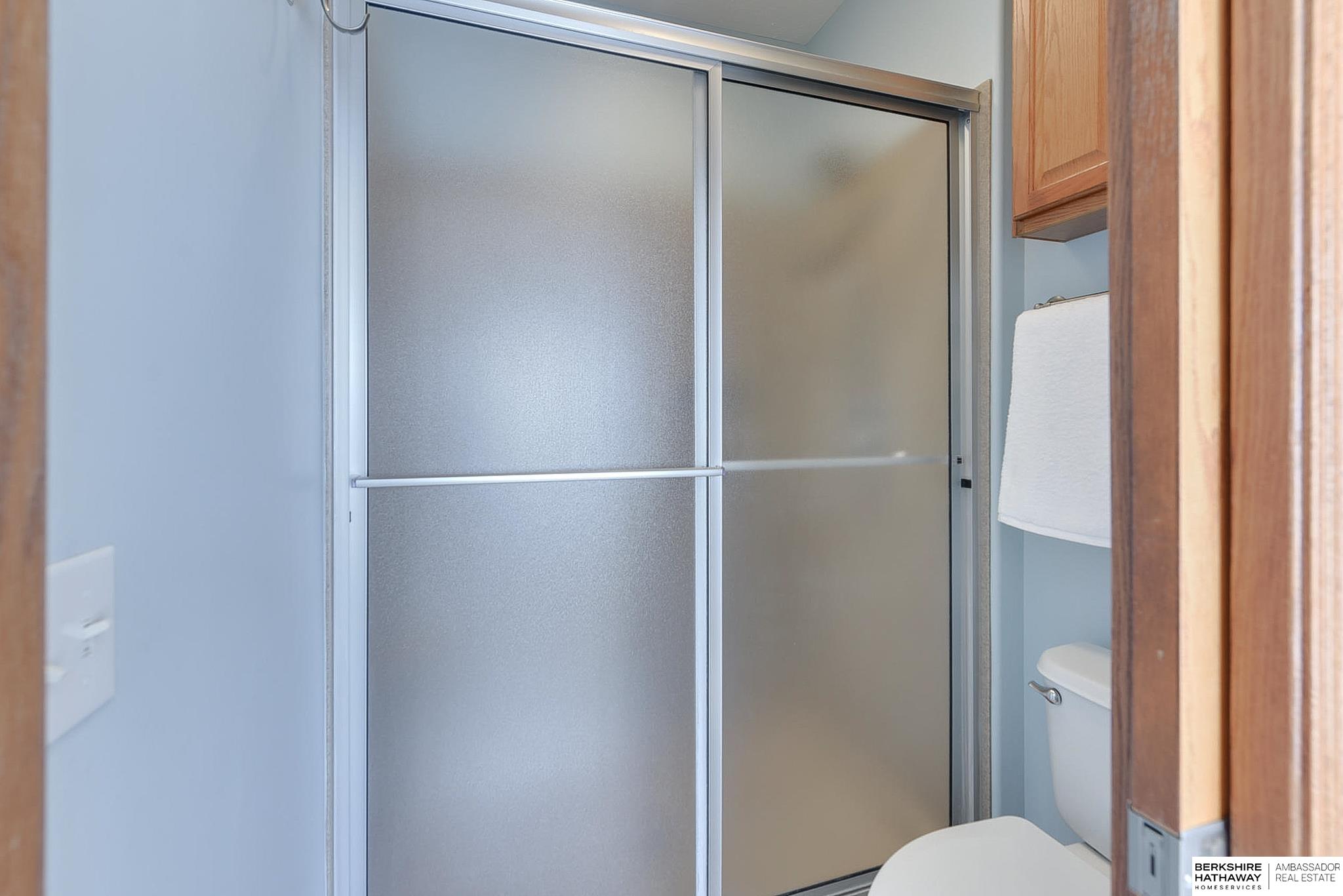 Omaha, Nebraska 68130, United States, 3 Bedrooms Bedrooms, ,3 BathroomsBathrooms,Residential,Active,111590