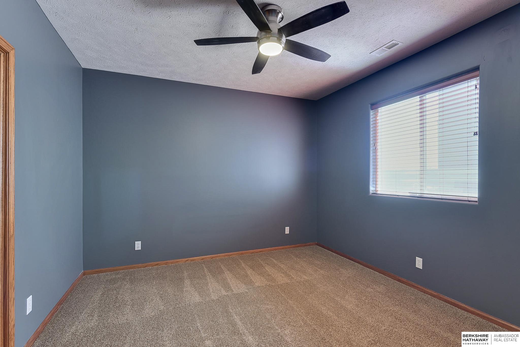 Omaha, Nebraska 68130, United States, 3 Bedrooms Bedrooms, ,3 BathroomsBathrooms,Residential,Active,111590