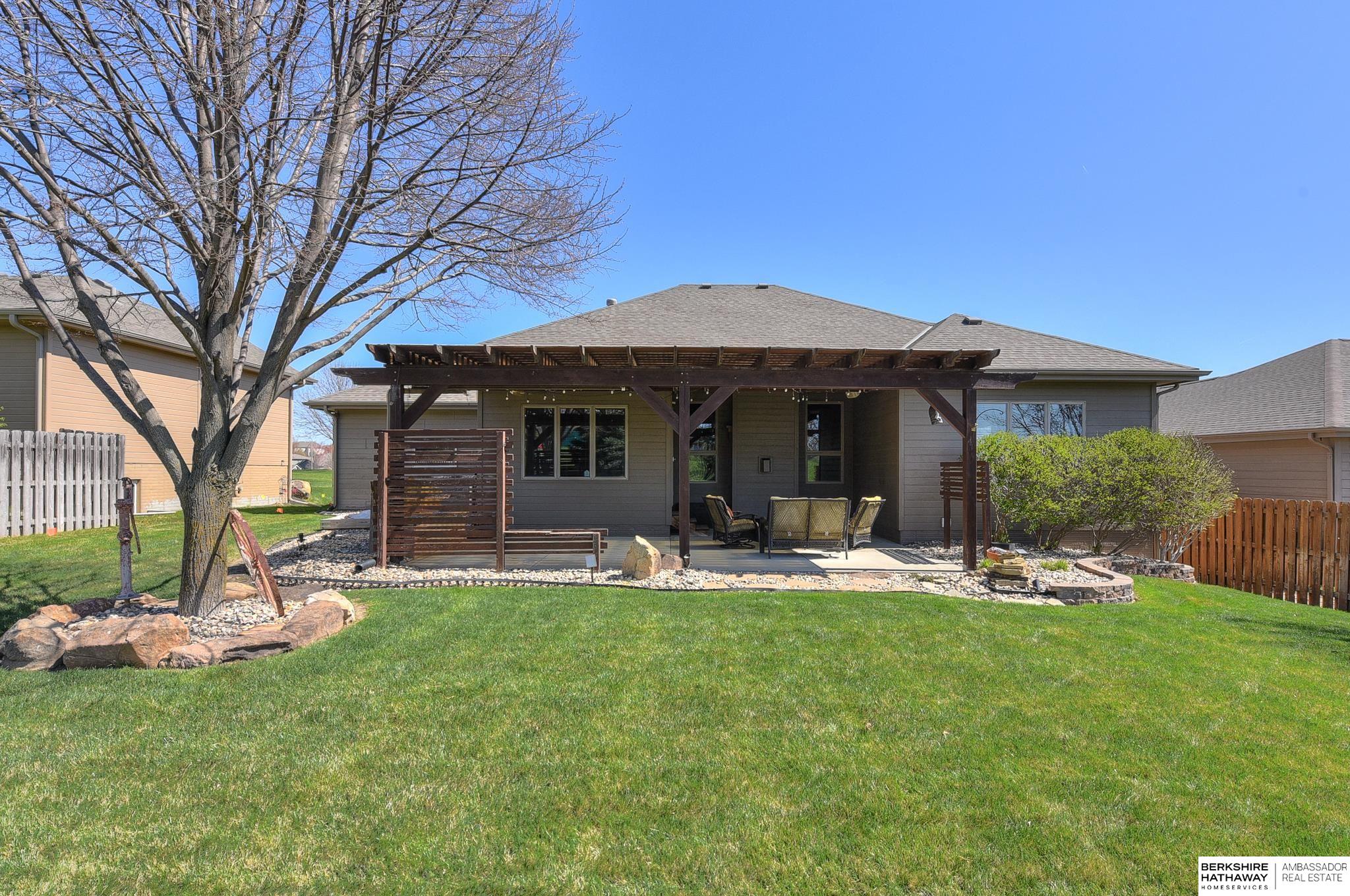 Omaha, Nebraska 68130, United States, 3 Bedrooms Bedrooms, ,3 BathroomsBathrooms,Residential,Active,111590