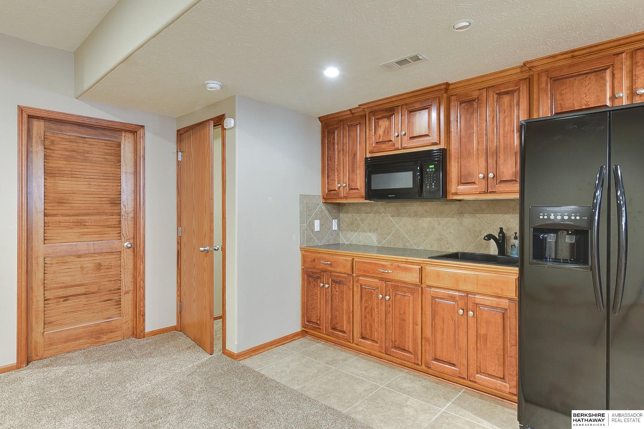 Omaha, Nebraska 68130, United States, 3 Bedrooms Bedrooms, ,3 BathroomsBathrooms,Residential,Active,111590