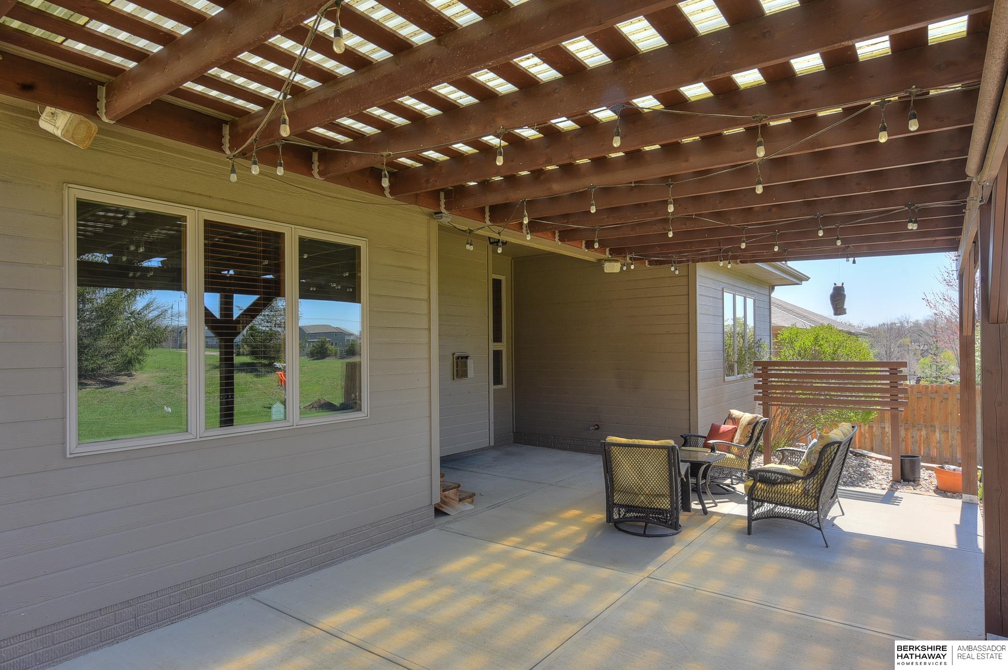 Omaha, Nebraska 68130, United States, 3 Bedrooms Bedrooms, ,3 BathroomsBathrooms,Residential,Active,111590