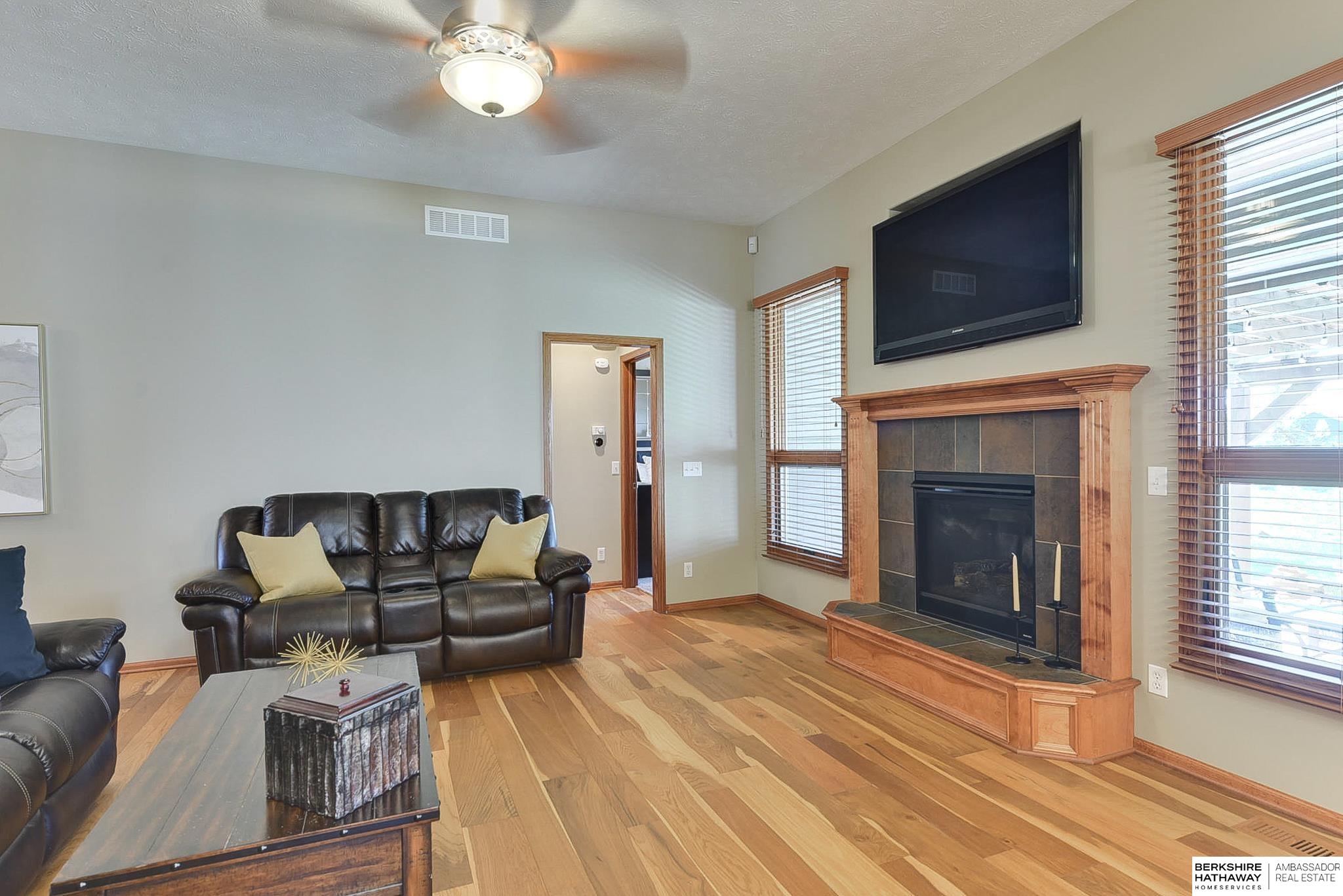 Omaha, Nebraska 68130, United States, 3 Bedrooms Bedrooms, ,3 BathroomsBathrooms,Residential,Active,111590