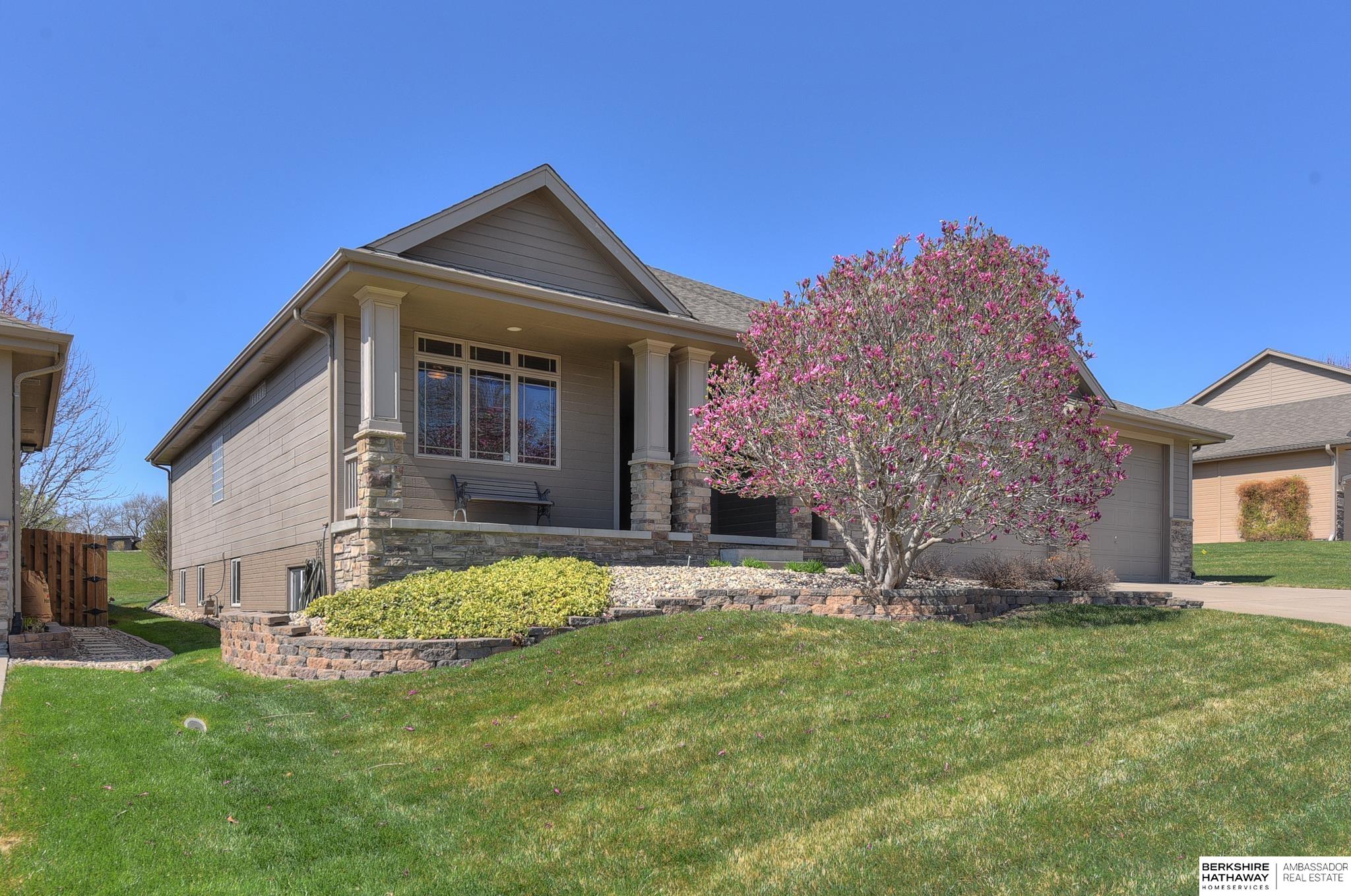 Omaha, Nebraska 68130, United States, 3 Bedrooms Bedrooms, ,3 BathroomsBathrooms,Residential,Active,111590