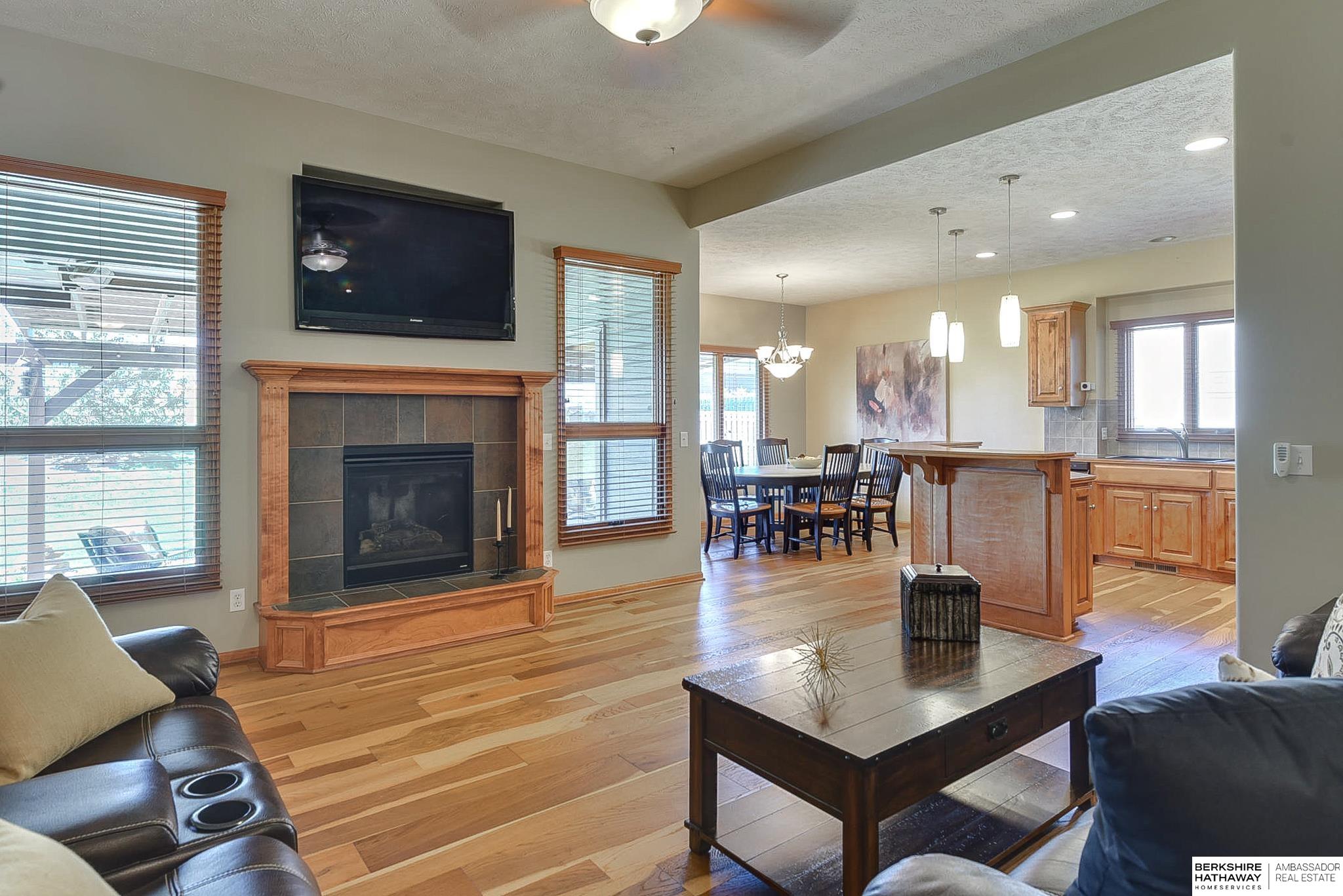 Omaha, Nebraska 68130, United States, 3 Bedrooms Bedrooms, ,3 BathroomsBathrooms,Residential,Active,111590