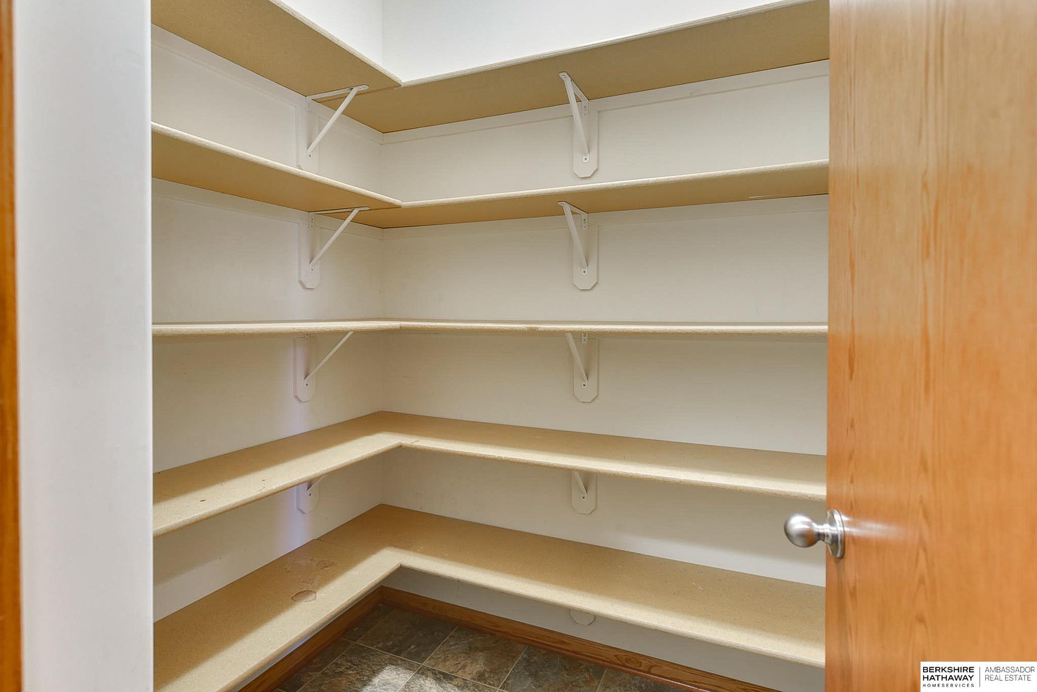 Omaha, Nebraska 68130, United States, 3 Bedrooms Bedrooms, ,3 BathroomsBathrooms,Residential,Active,111590