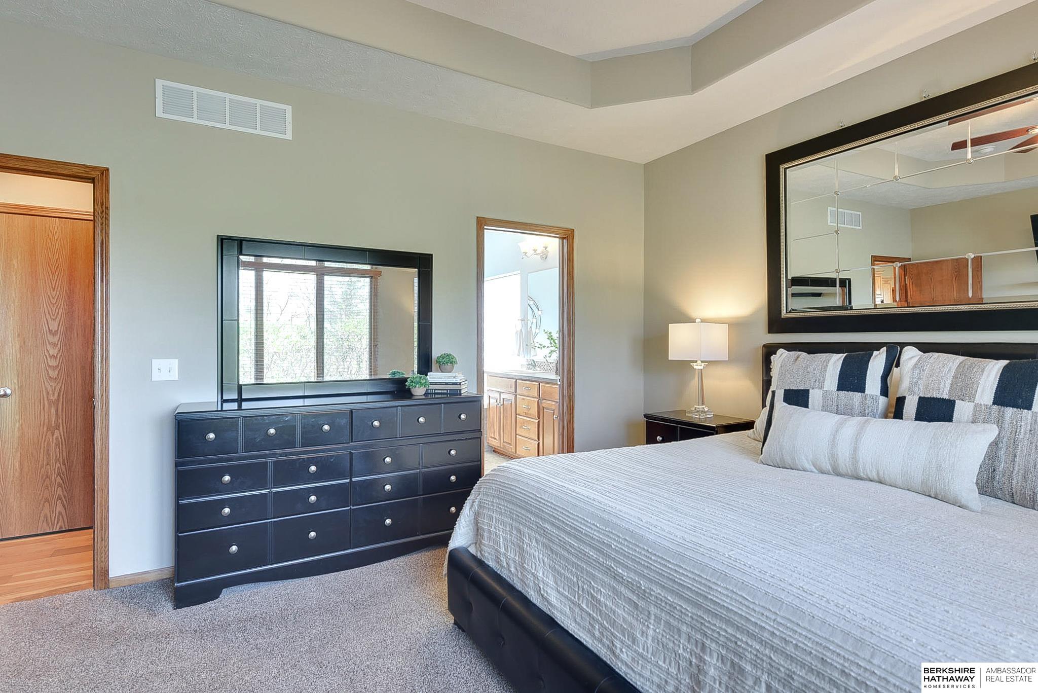 Omaha, Nebraska 68130, United States, 3 Bedrooms Bedrooms, ,3 BathroomsBathrooms,Residential,Active,111590