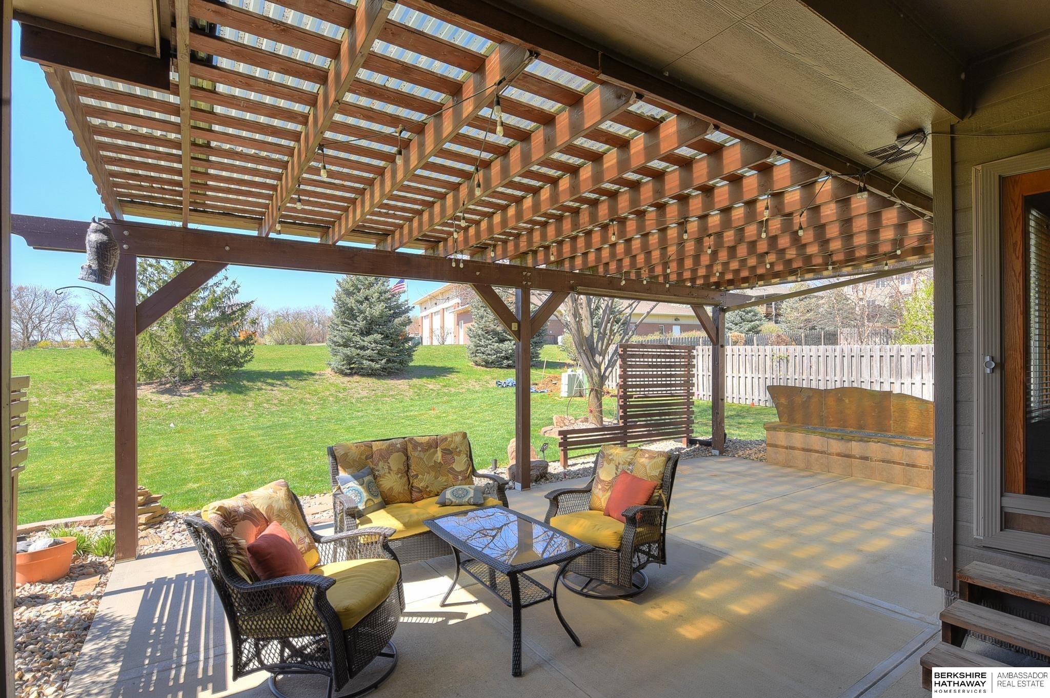 Omaha, Nebraska 68130, United States, 3 Bedrooms Bedrooms, ,3 BathroomsBathrooms,Residential,Active,111590