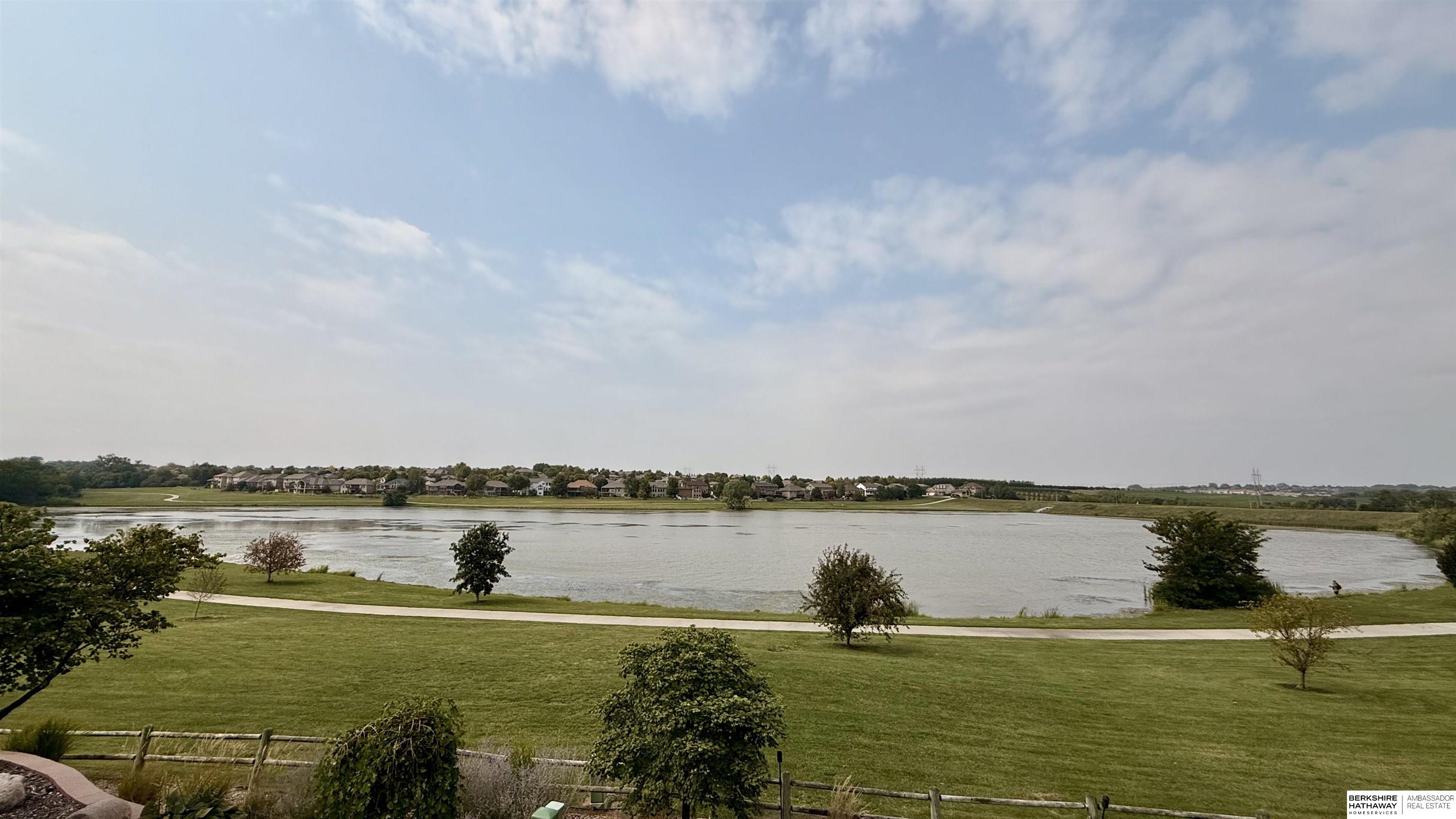 Omaha, Nebraska 68130, United States, 4 Bedrooms Bedrooms, ,3 BathroomsBathrooms,Residential,Active,221036