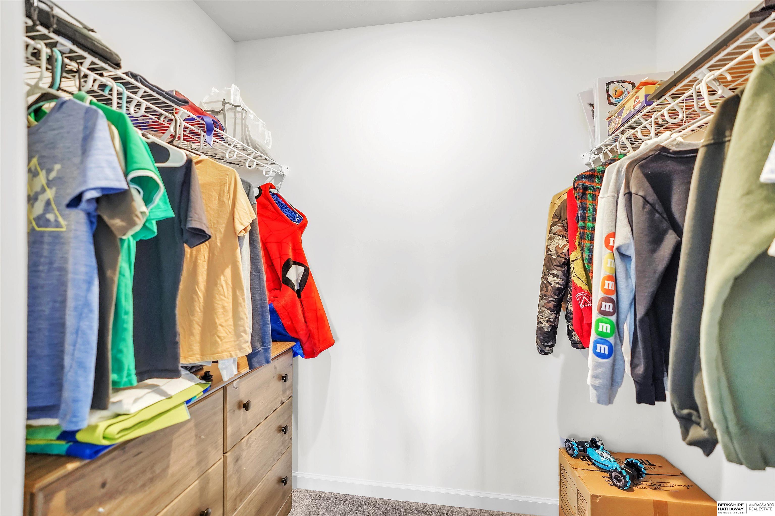 Omaha, Nebraska 68130, United States, 4 Bedrooms Bedrooms, ,3 BathroomsBathrooms,Residential,Active,221036