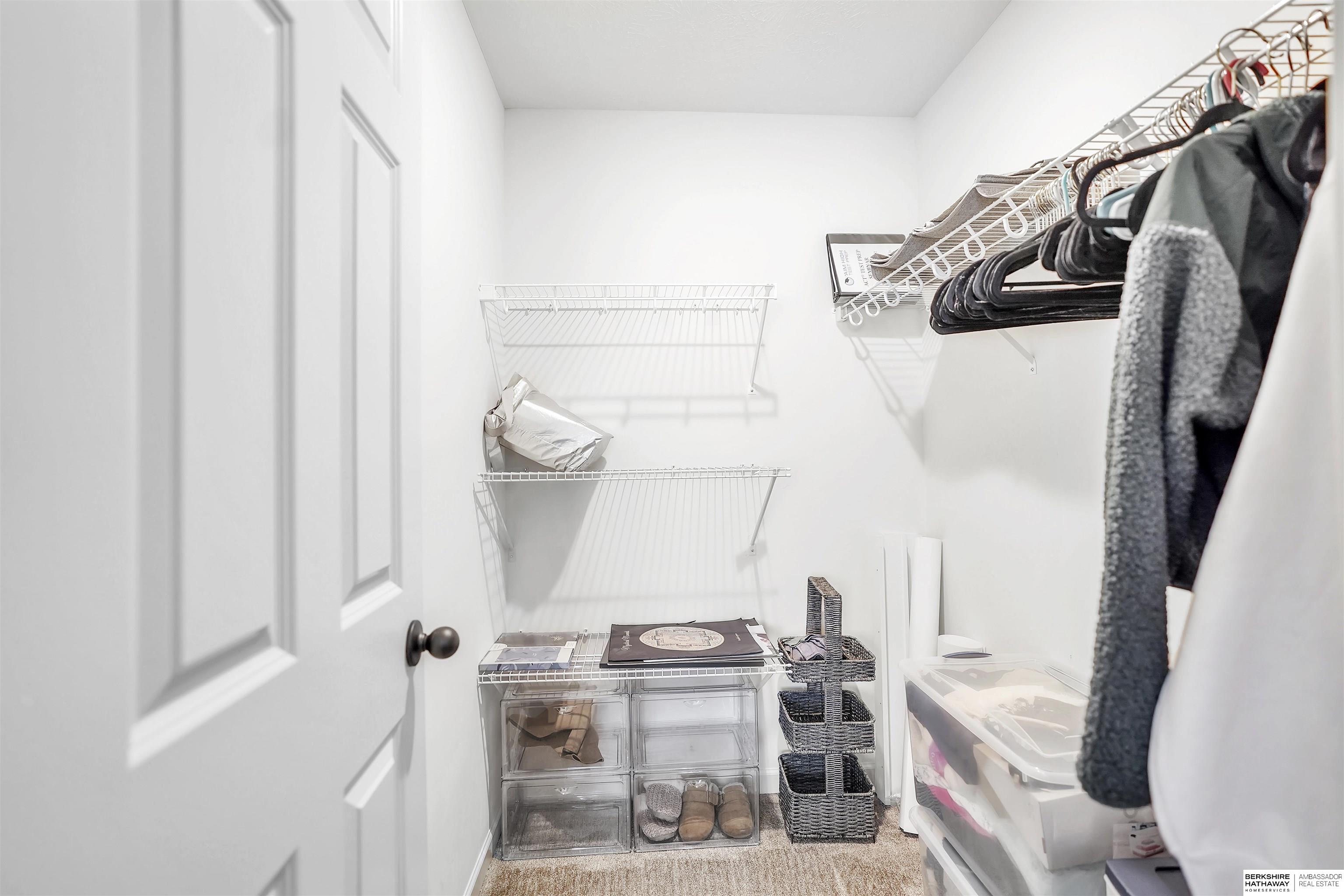 Omaha, Nebraska 68130, United States, 4 Bedrooms Bedrooms, ,3 BathroomsBathrooms,Residential,Active,221036