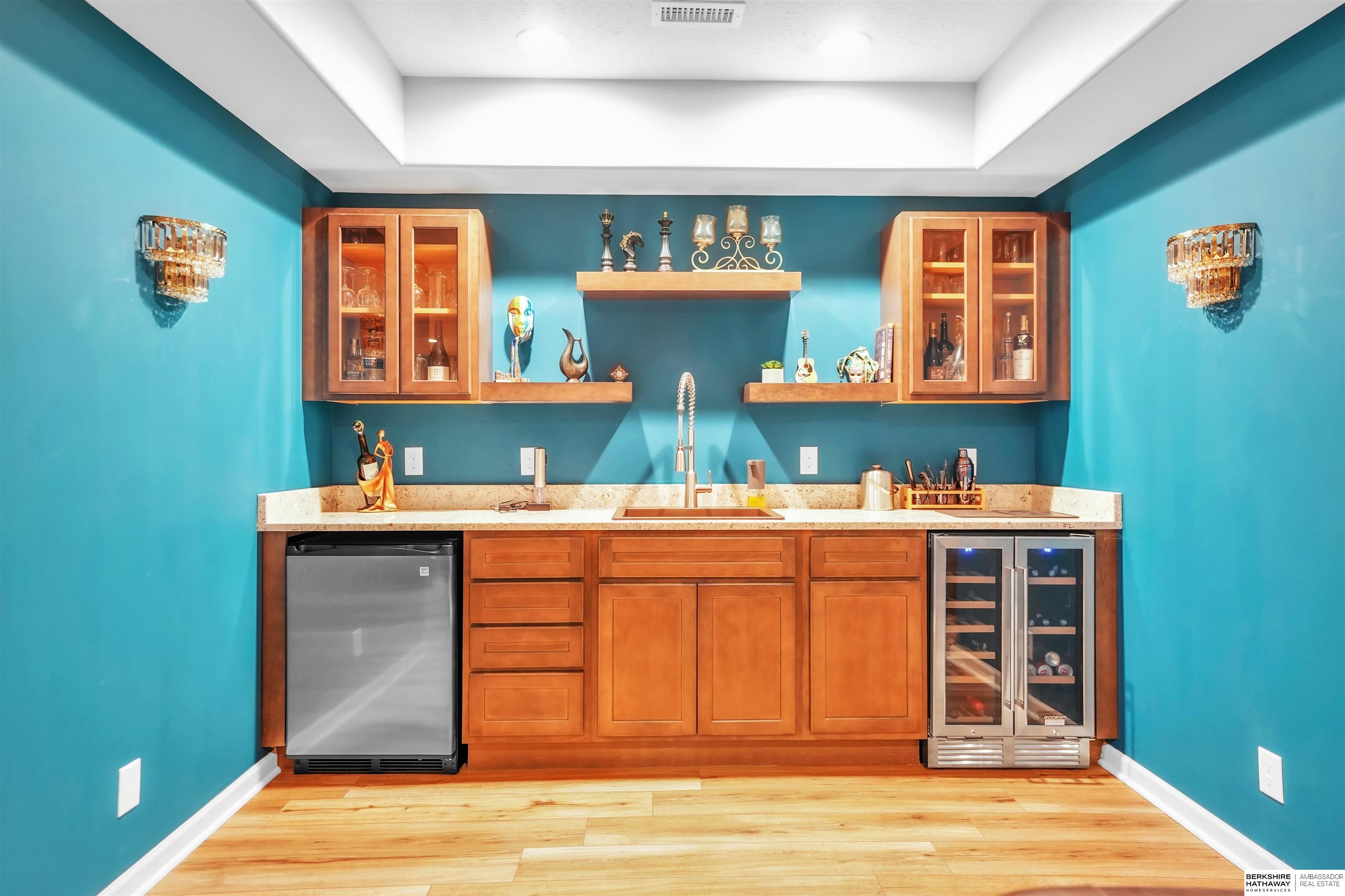 Omaha, Nebraska 68130, United States, 4 Bedrooms Bedrooms, ,3 BathroomsBathrooms,Residential,Active,221036