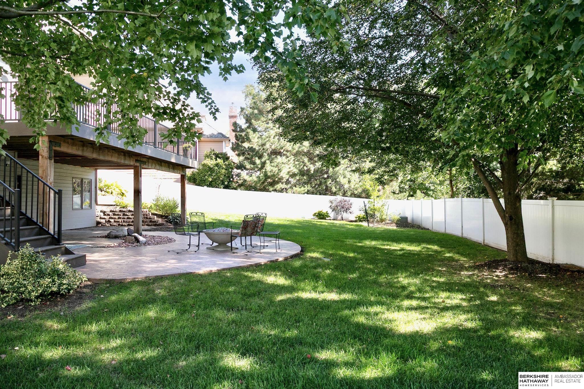 Omaha, Nebraska 68116, United States, 5 Bedrooms Bedrooms, ,4 BathroomsBathrooms,Residential,Active,220771