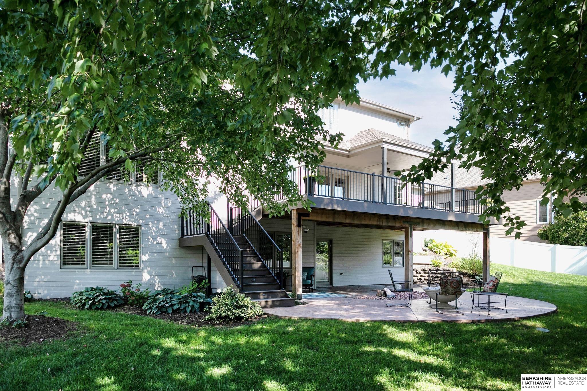 Omaha, Nebraska 68116, United States, 5 Bedrooms Bedrooms, ,4 BathroomsBathrooms,Residential,Active,220771